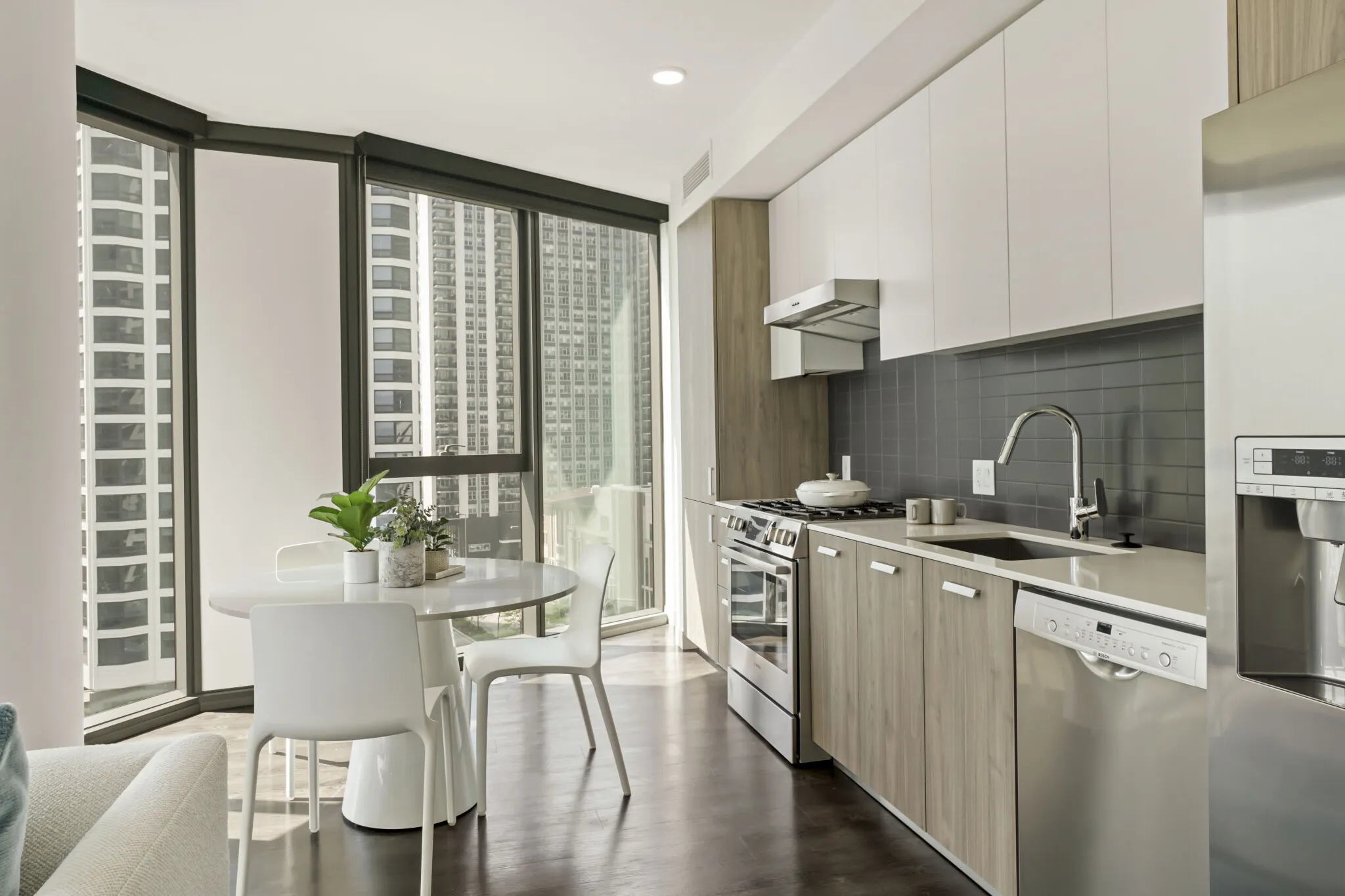 455 E Waterside Dr, , 60601, USA 60601-unit#3/2-Chicago-IL