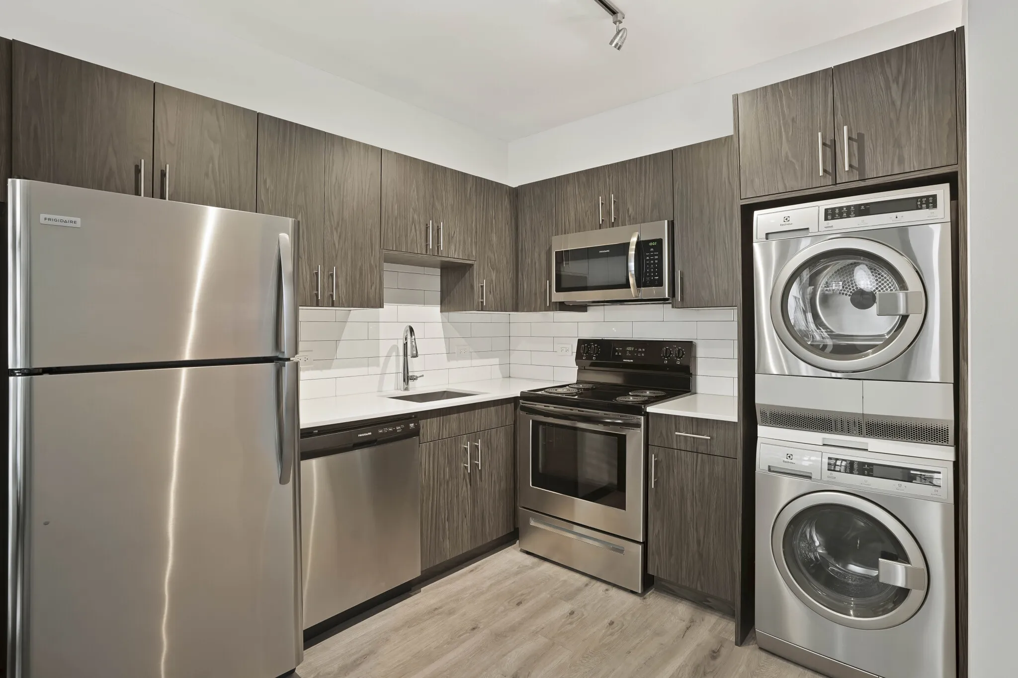 182 W Lake St, ,  60601, USA 60601-unit#STUDIO-Chicago-IL