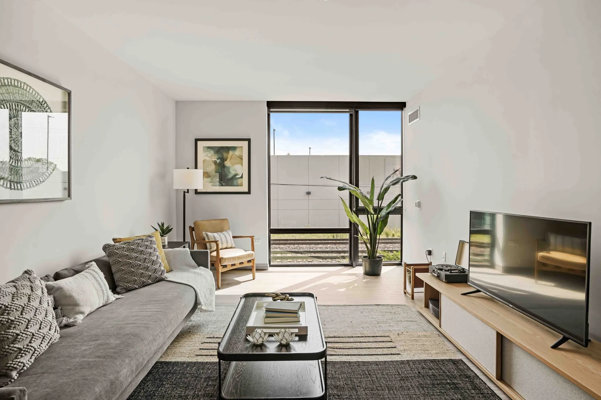 2155 N Elston Ave, ,  60614, USA 60614-unit#1/1-Chicago-IL