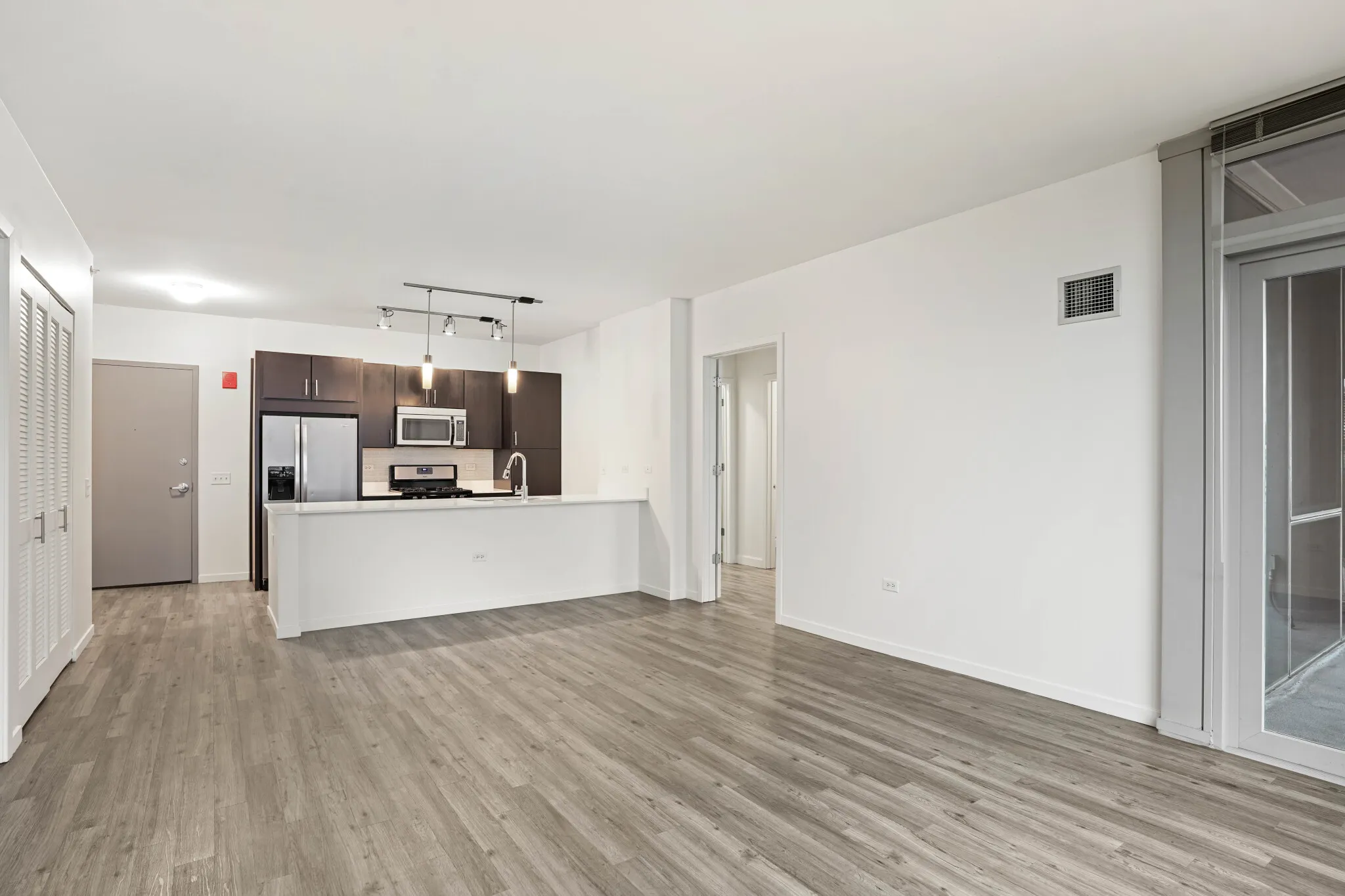 3740 N Halsted St, ,  60613, USA 60613-unit#2/2-Chicago-IL