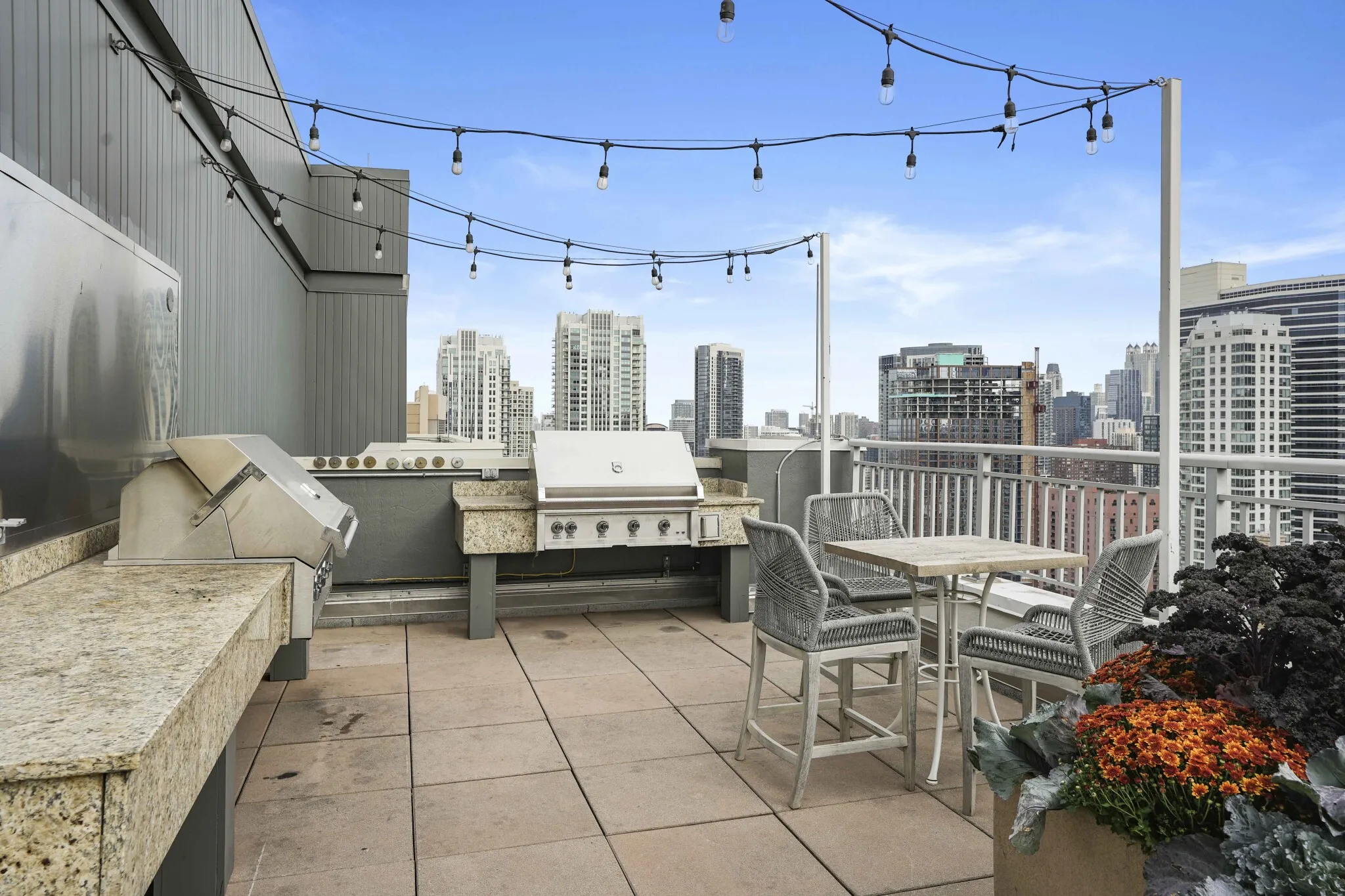 180 N Jefferson St, , 60661, USA 60661-unit#CONVERTIBLE-Chicago-IL