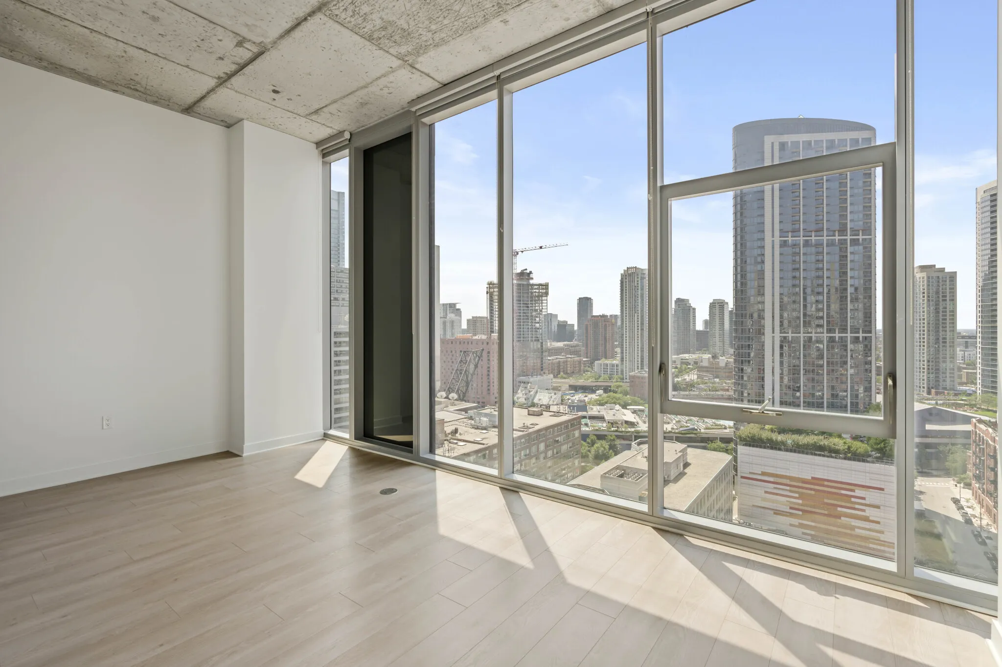 311 W Illinois St, ,  60654, USA 60654-unit#STUDIO-Chicago-IL