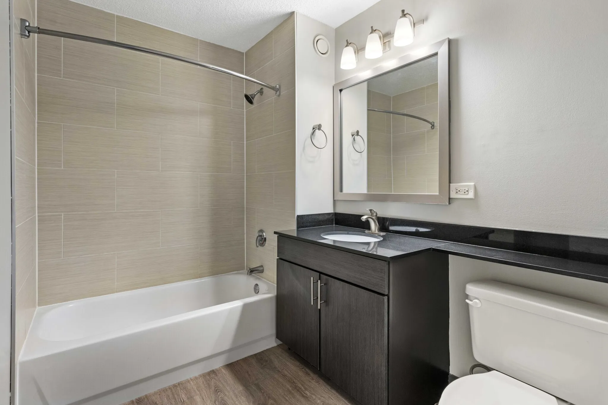 180 N Jefferson St, ,  60661, USA 60661-unit#2/1-Chicago-IL