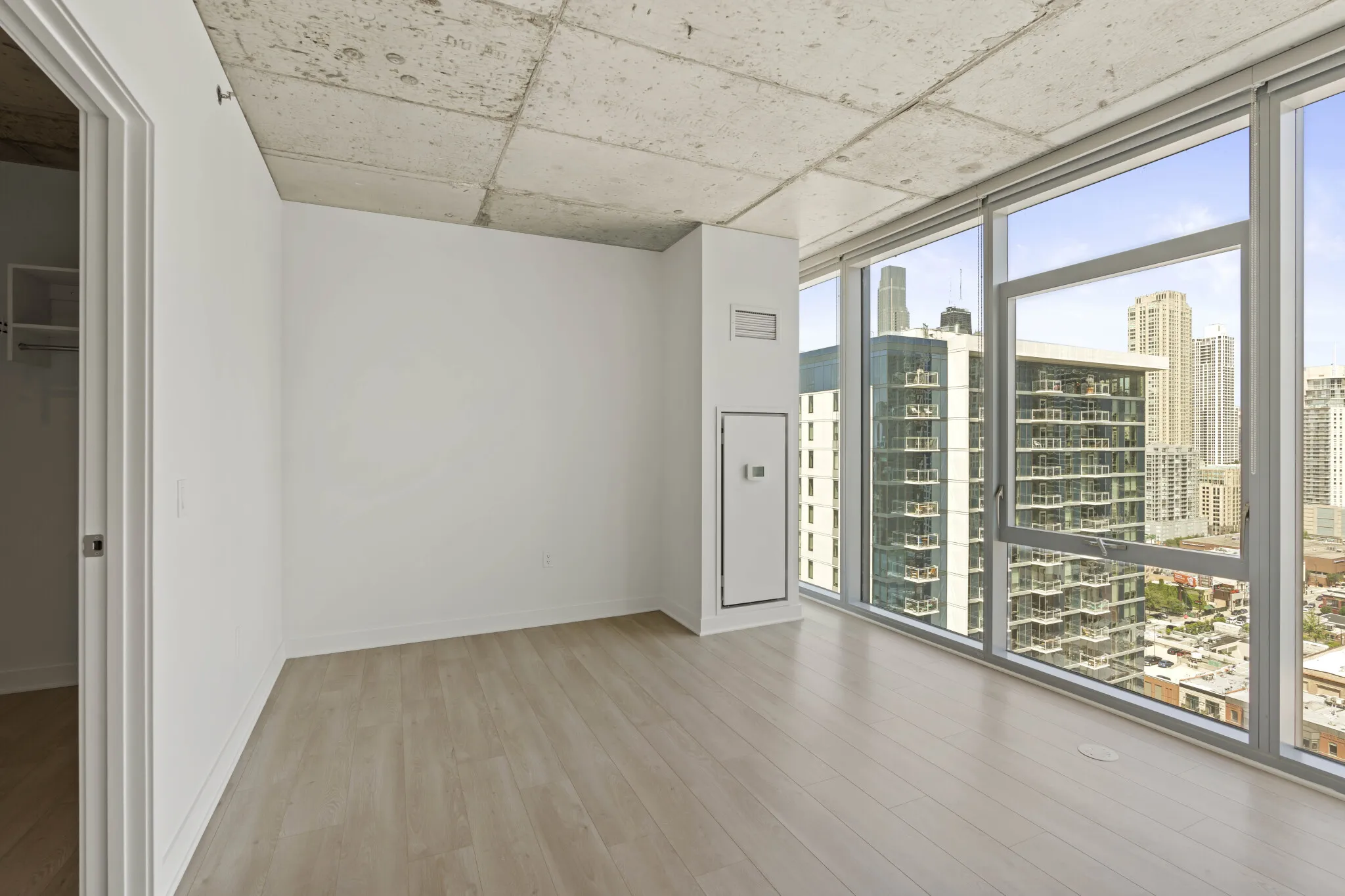 311 W Illinois St, ,  60654, USA 60654-unit#2/2-Chicago-IL