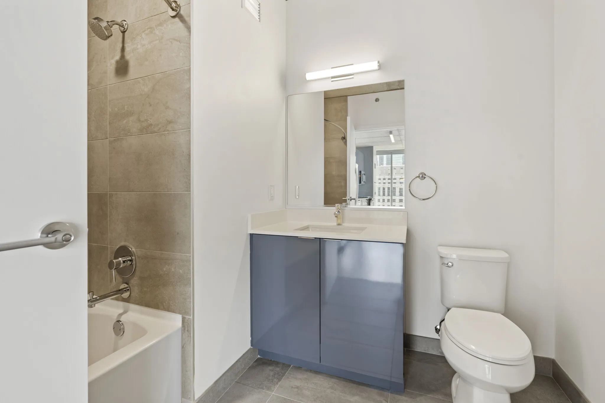 311 W Illinois St, , 60654, USA 60654-unit#3/2-Chicago-IL