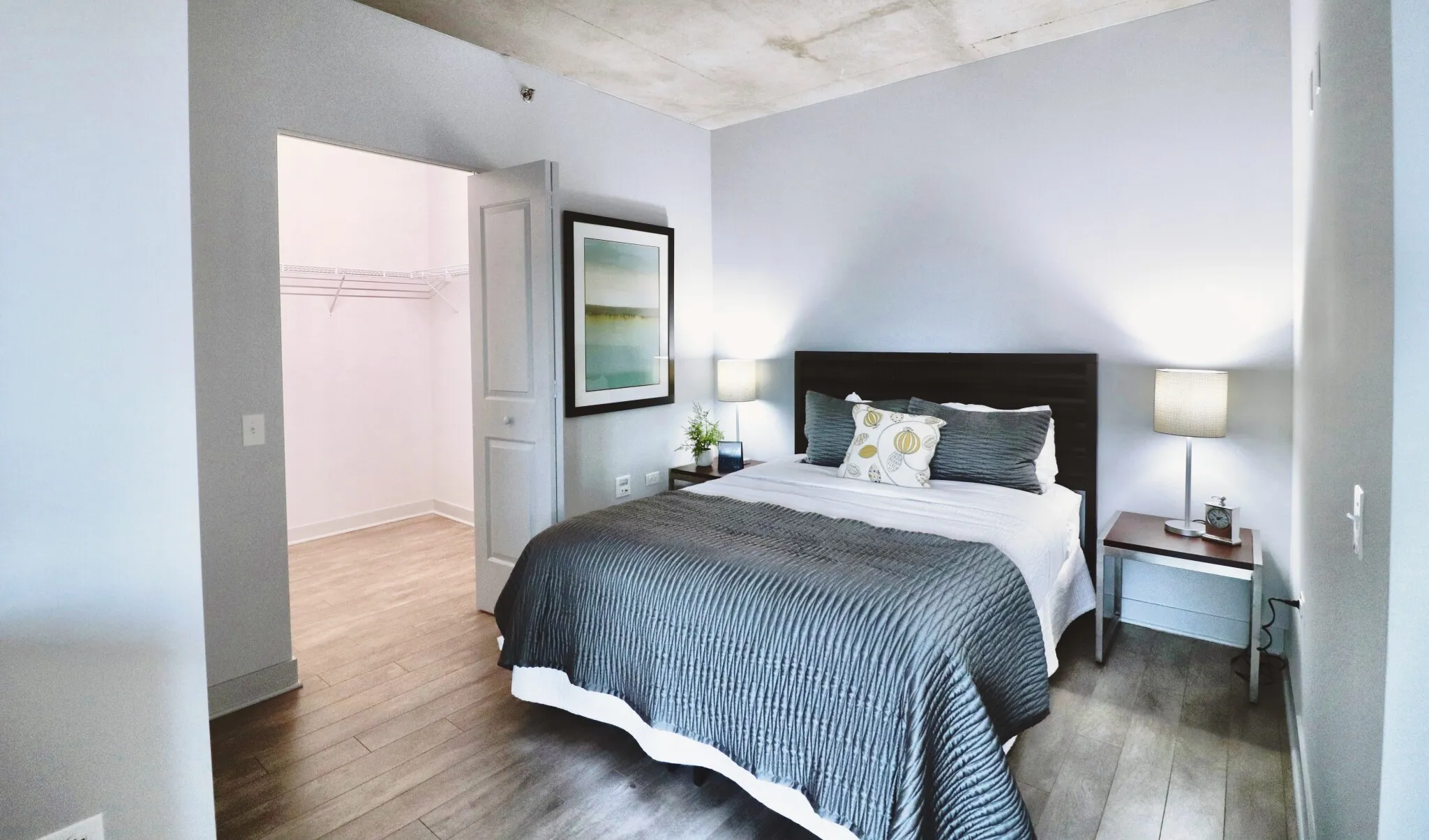 1025 W Addison St, ,  60613, USA 60613-unit#CONVERTIBLE-Chicago-IL