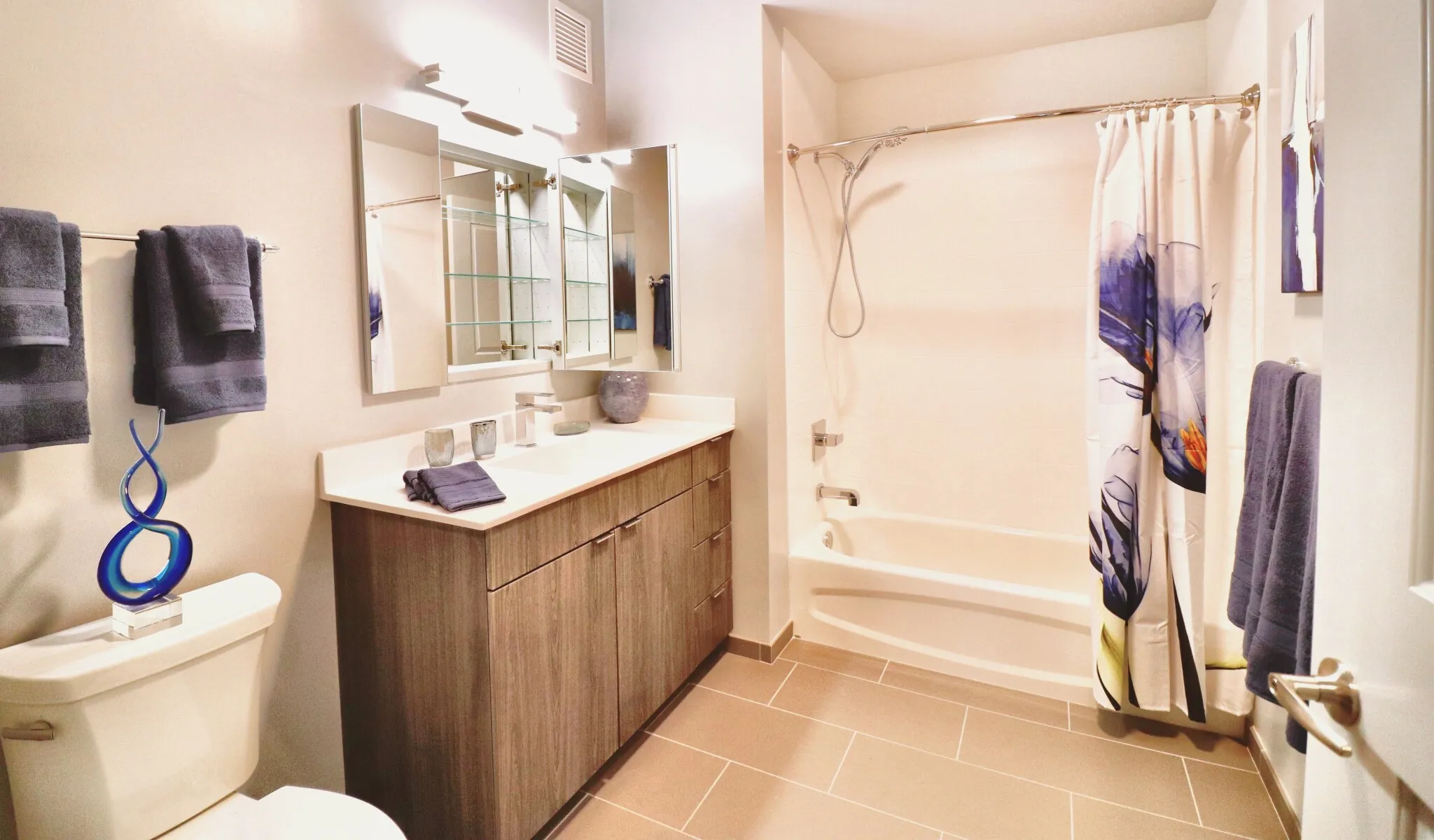 1025 W Addison St, ,  60613, USA 60613-unit#1/1-Chicago-IL