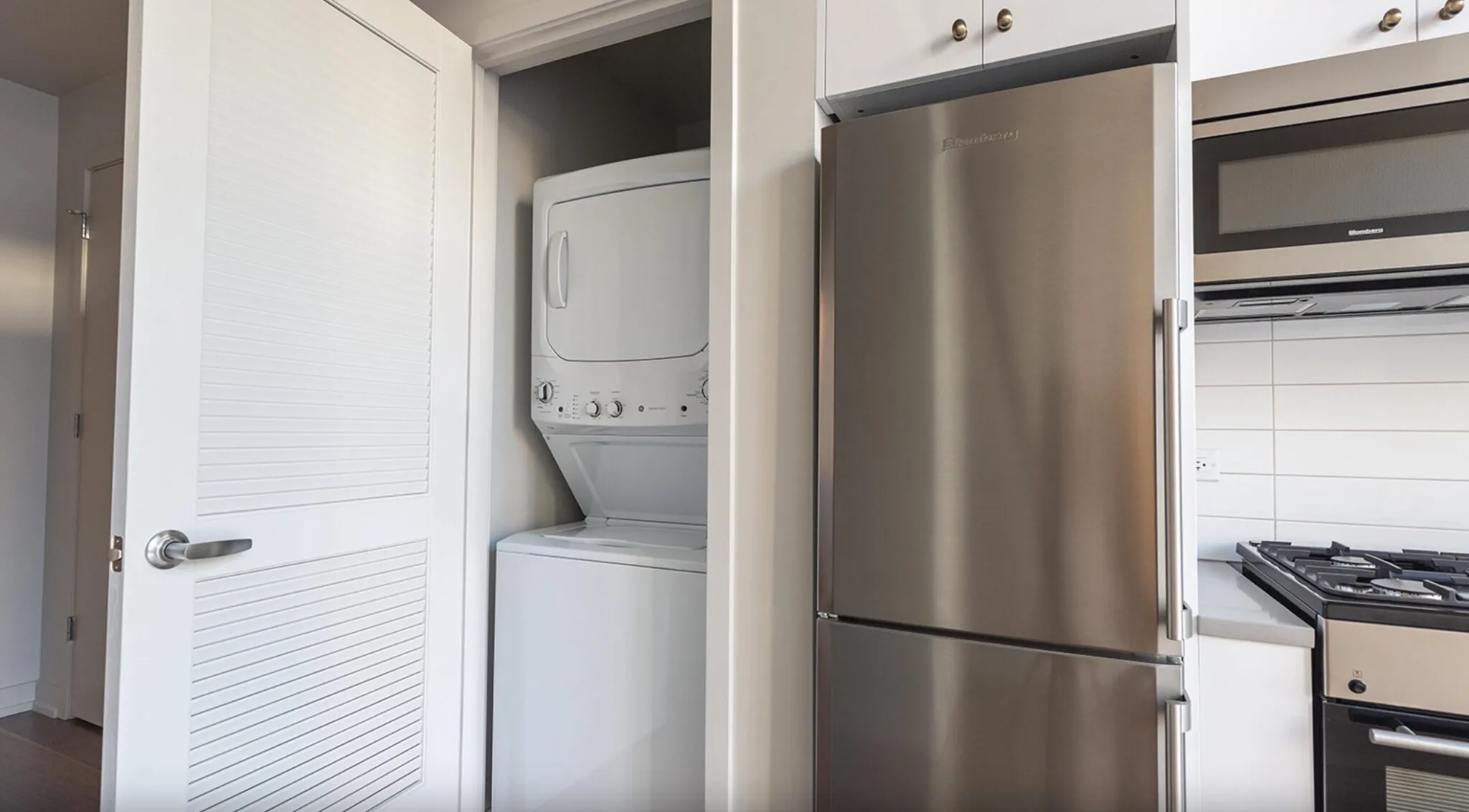 676 N La Salle Dr, ,  60654, USA 60654-unit#STUDIO-Chicago-IL