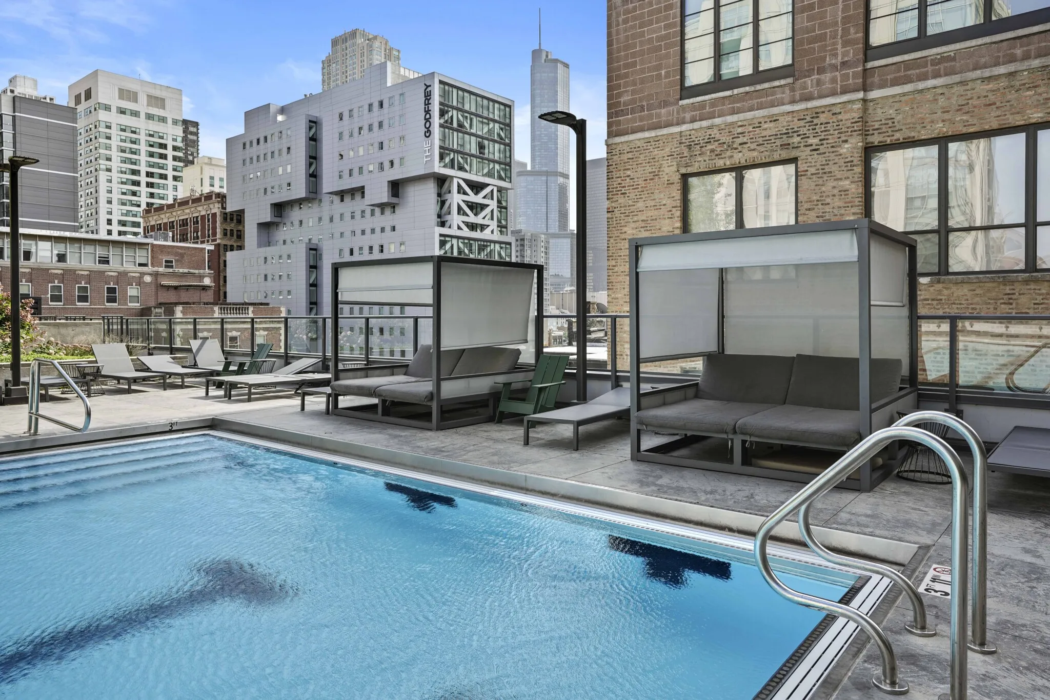 165 W Superior St, ,  60654, USA 60654-unit#2/1-Chicago-IL