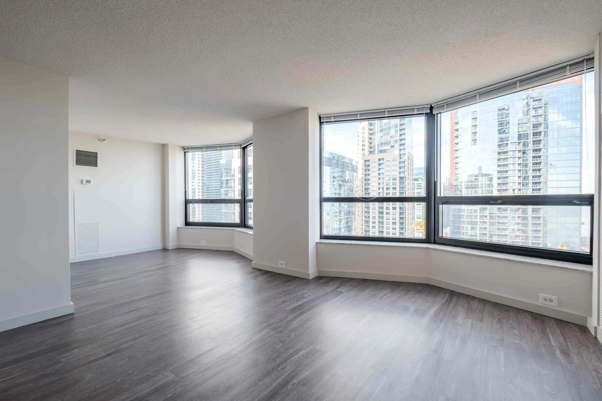 175 N Harbor Dr, , 60601, USA 60601-unit#CONVERTIBLE-Chicago-IL