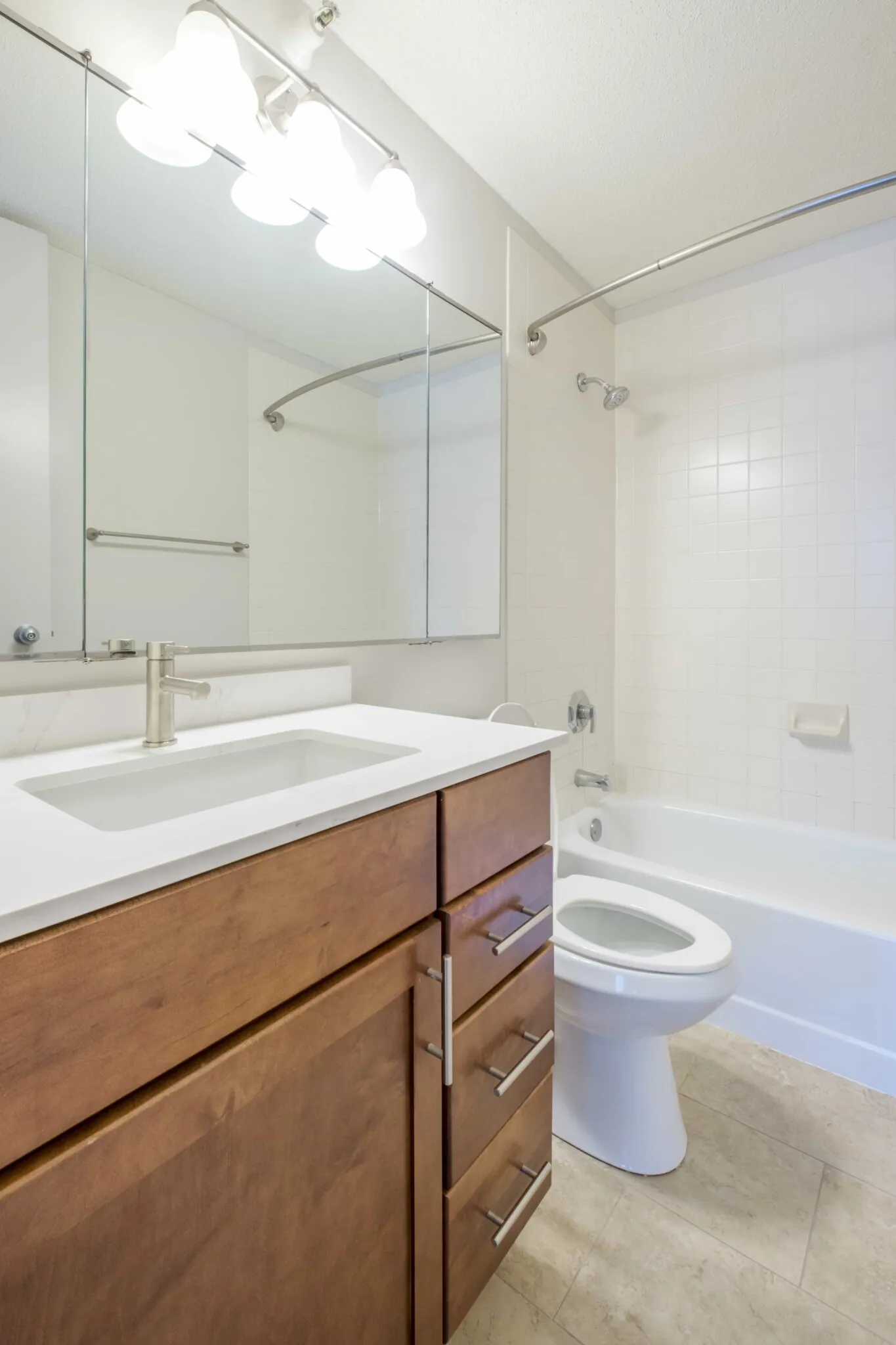 175 N Harbor Dr, ,  60601, USA 60601-unit#3/2.5-Chicago-IL