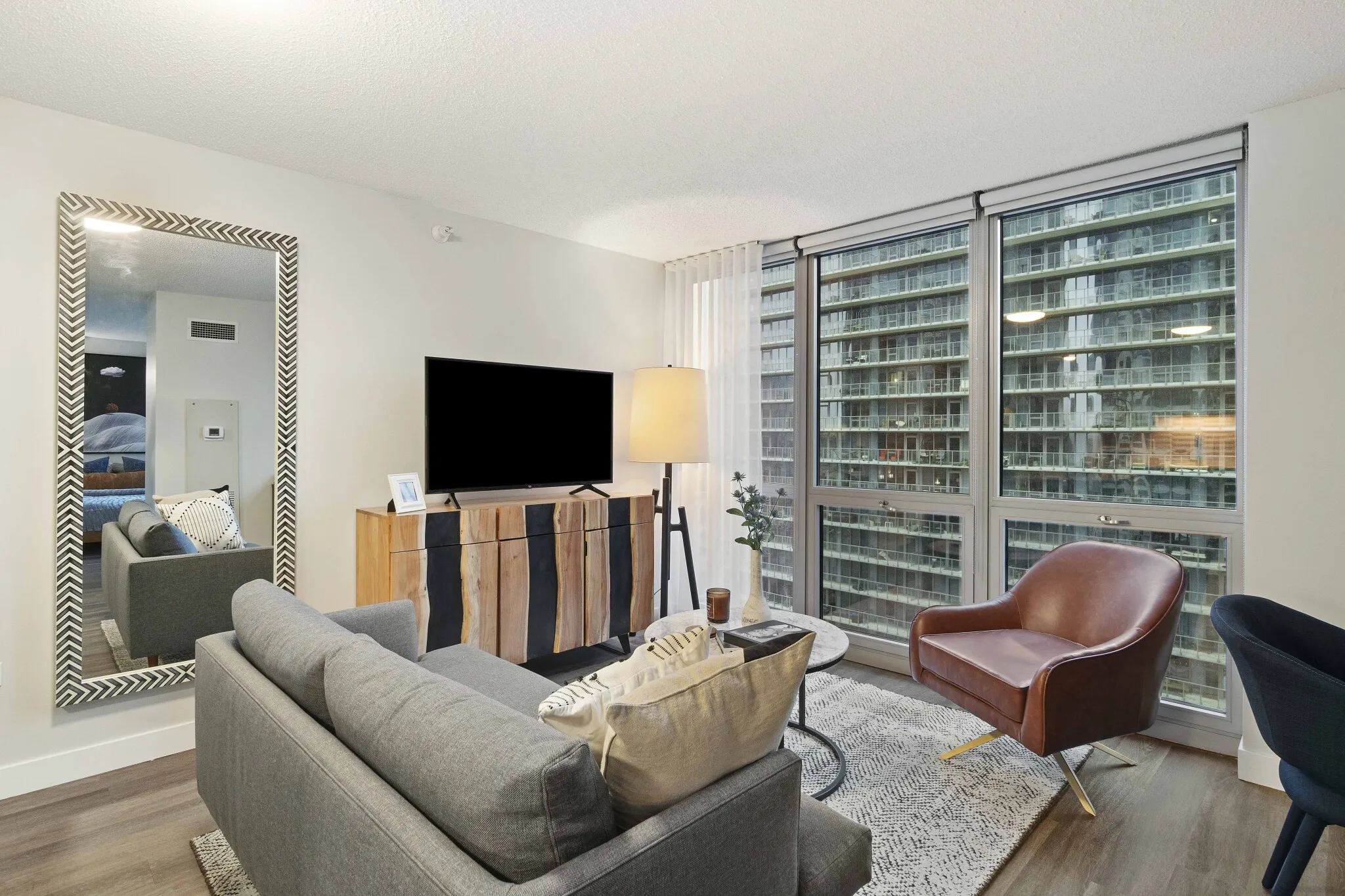 400 East South Water Street, ,  60601, USA 60601-unit#CONVERTIBLE-Chicago-IL
