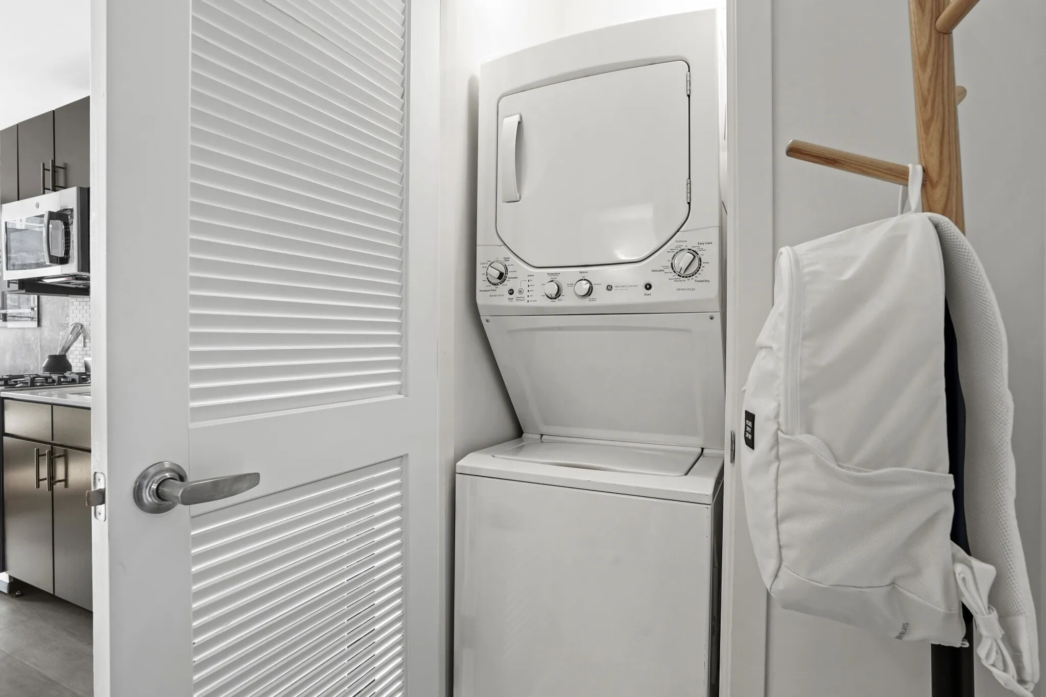 165 W Superior St, , 60654, USA 60654-unit#STUDIO-Chicago-IL