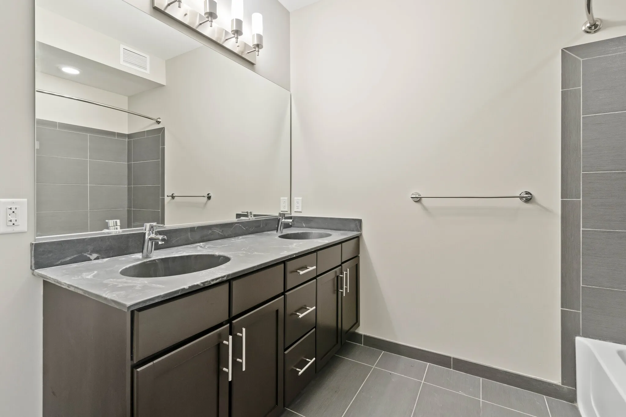 123 N Desplaines St, , 60661, USA 60661-unit#3/3-Chicago-IL