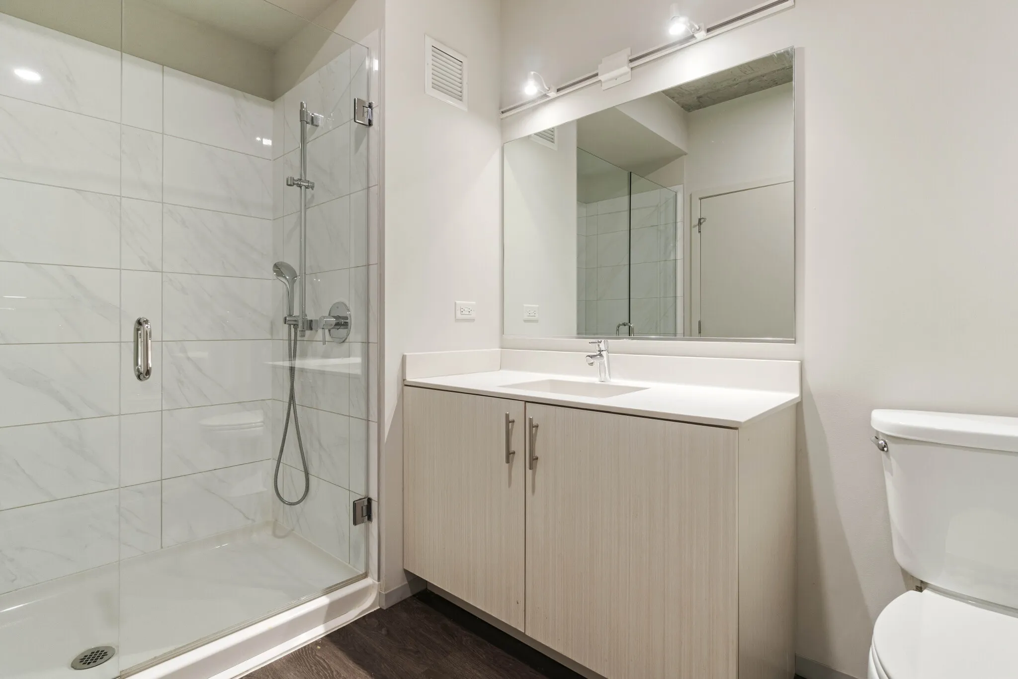 717 S Clark St, ,  60605, USA 60605-unit#4/4 DUPLEX-Chicago-IL