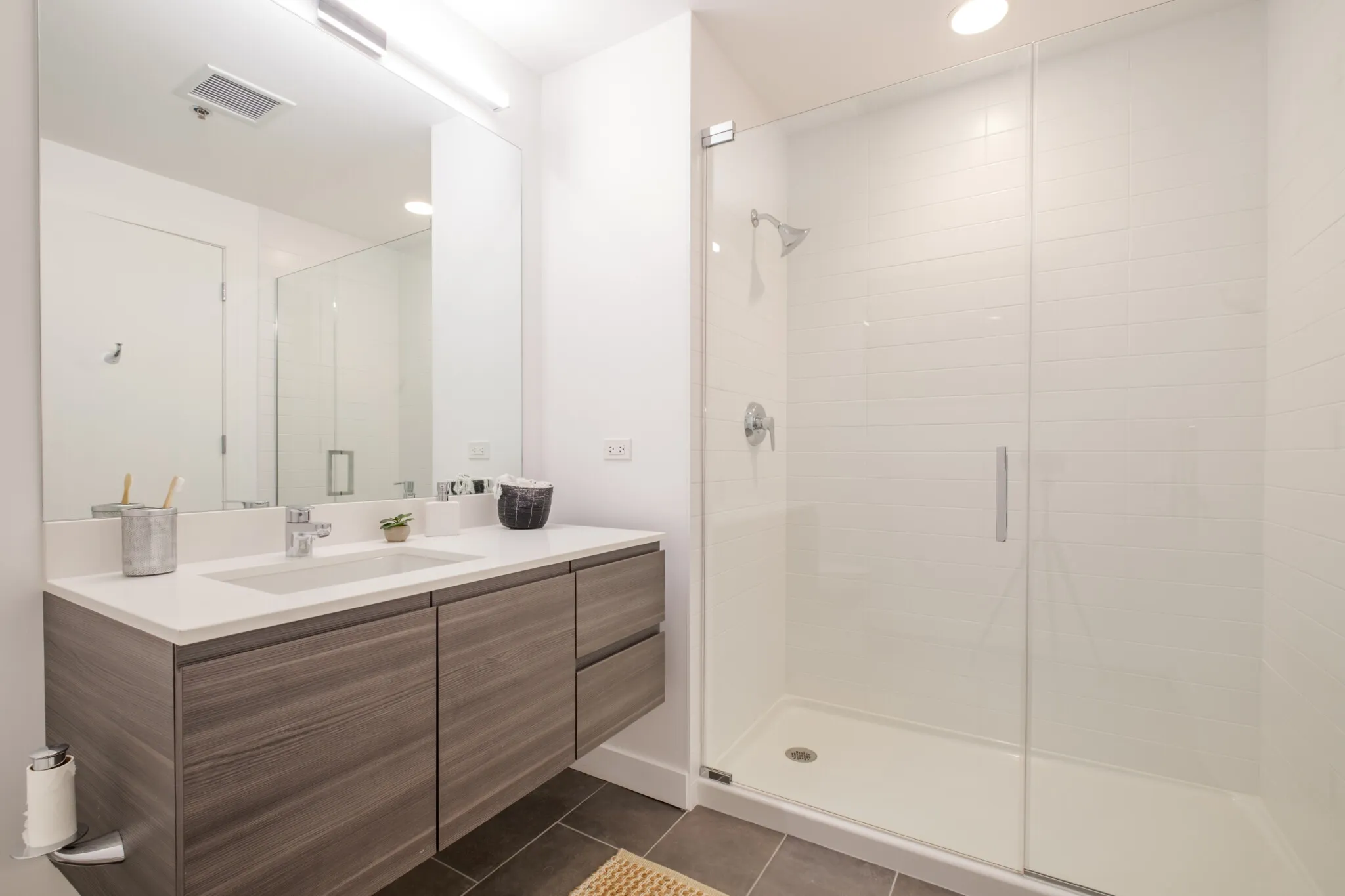 221 W Hubbard St, ,  60654, USA 60654-unit#2/2 PENTHOUSE-Chicago-IL