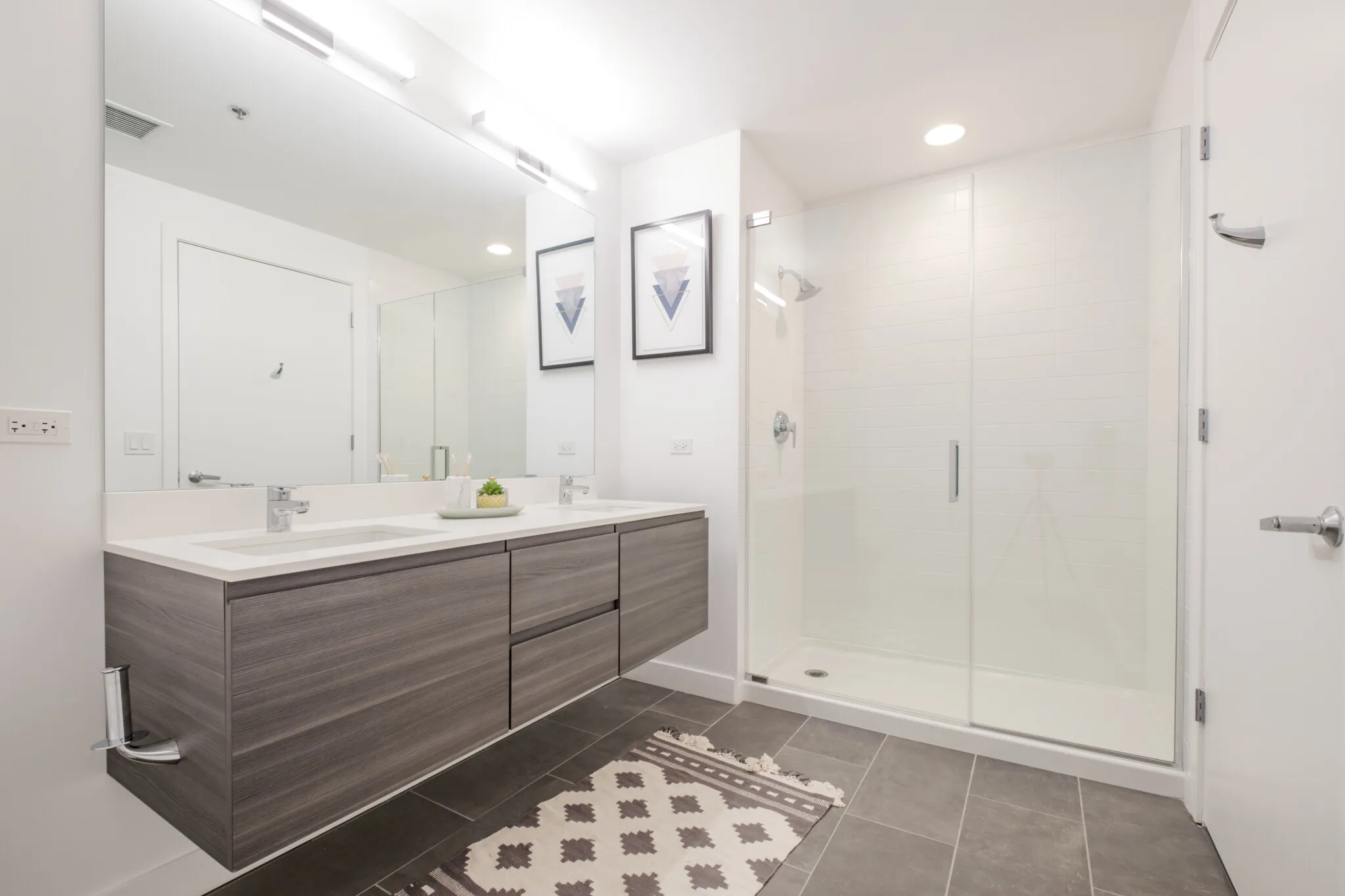 221 W Hubbard St, ,  60654, USA 60654-unit#2/2 PENTHOUSE-Chicago-IL