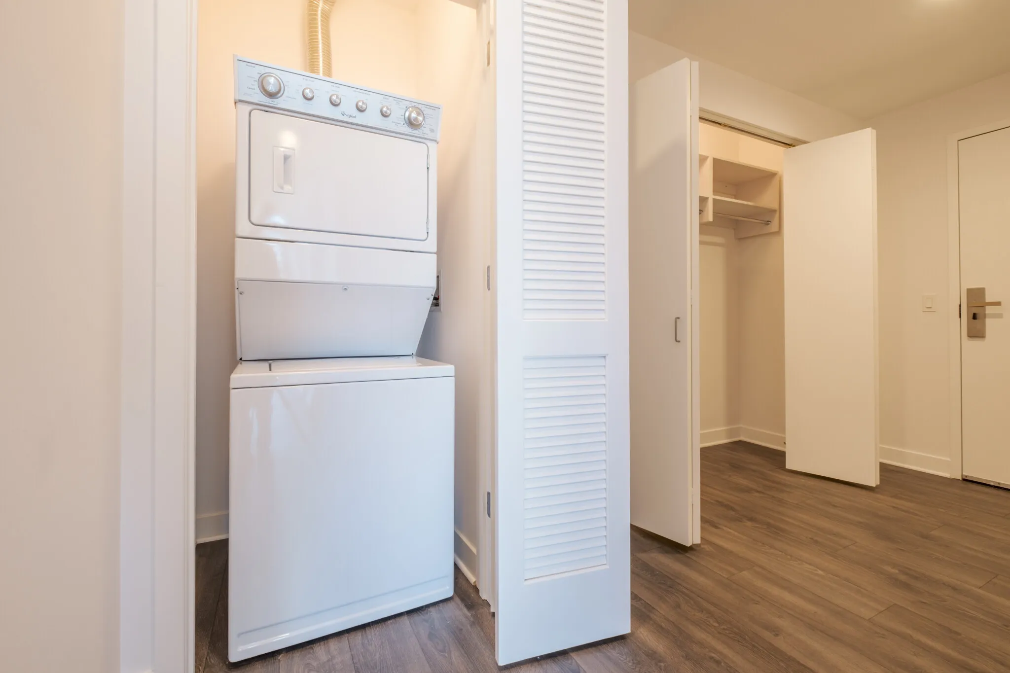 221 W Hubbard St, ,  60654, USA 60654-unit#2/2 PENTHOUSE-Chicago-IL