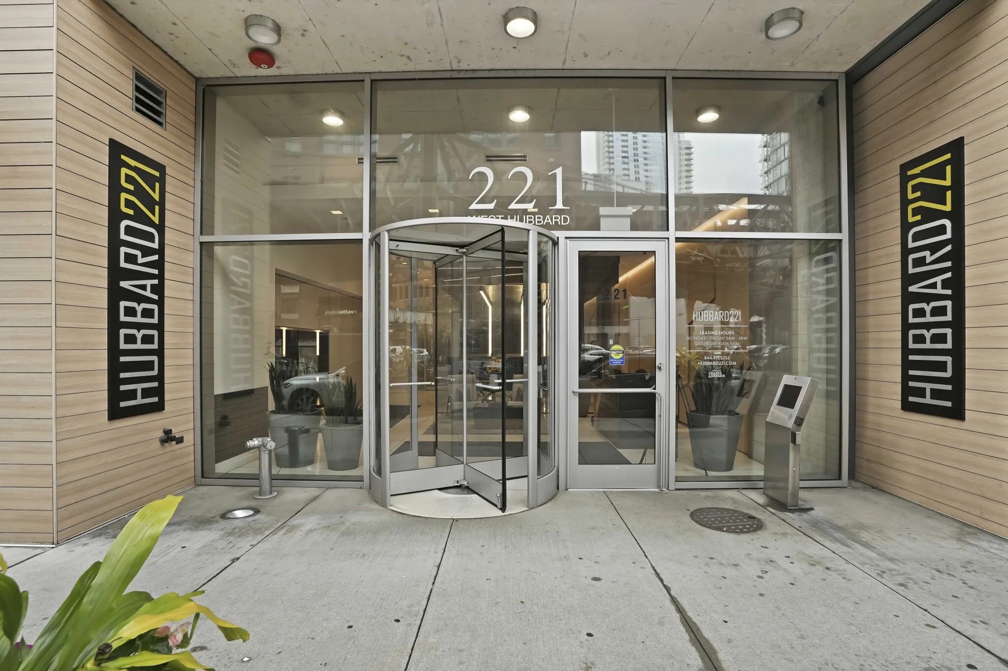 221 W Hubbard St, ,  60654, USA 60654-unit#2/2 PENTHOUSE-Chicago-IL