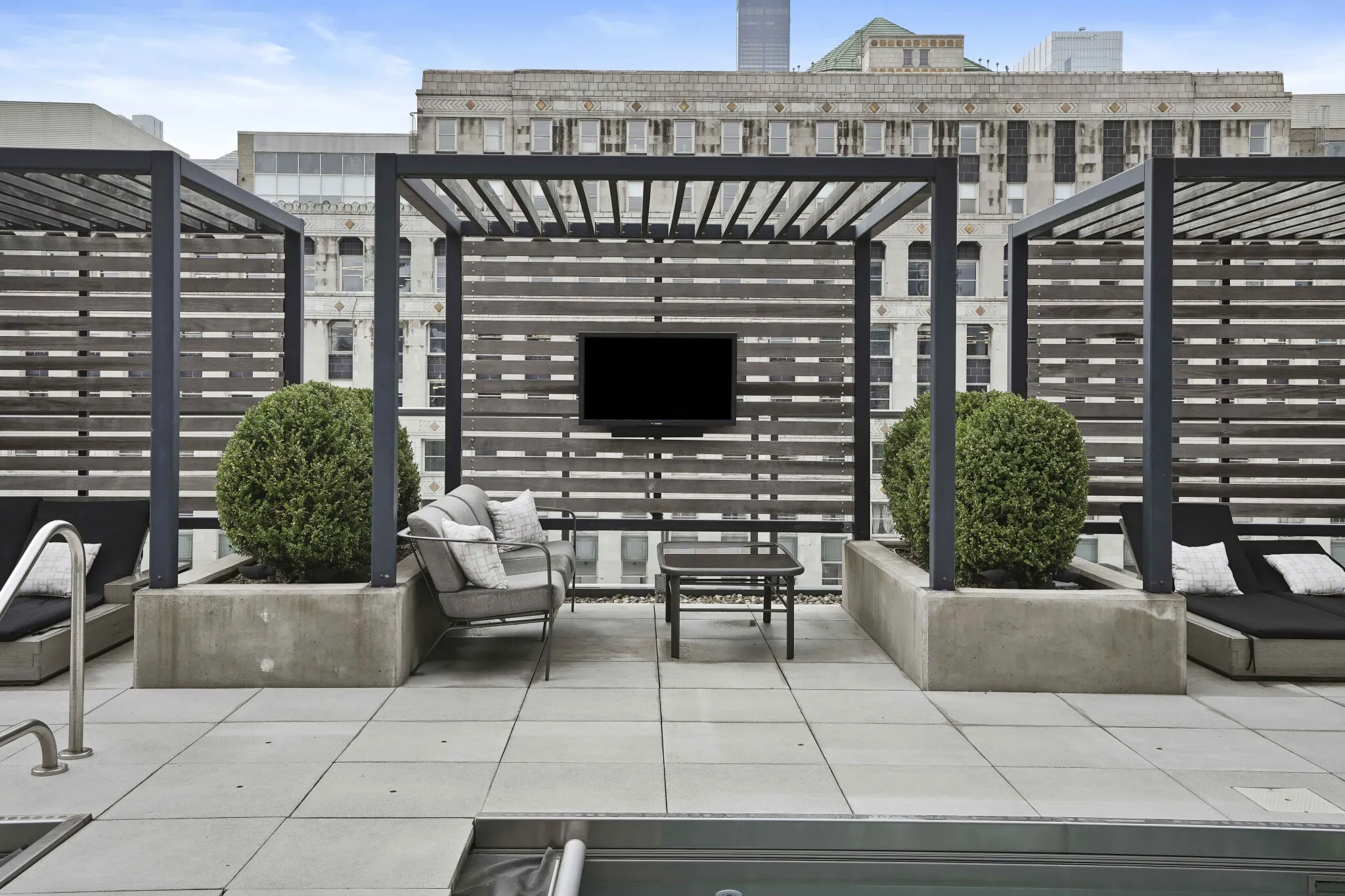 221 W Hubbard St, ,  60654, USA 60654-unit#2/2 PENTHOUSE-Chicago-IL