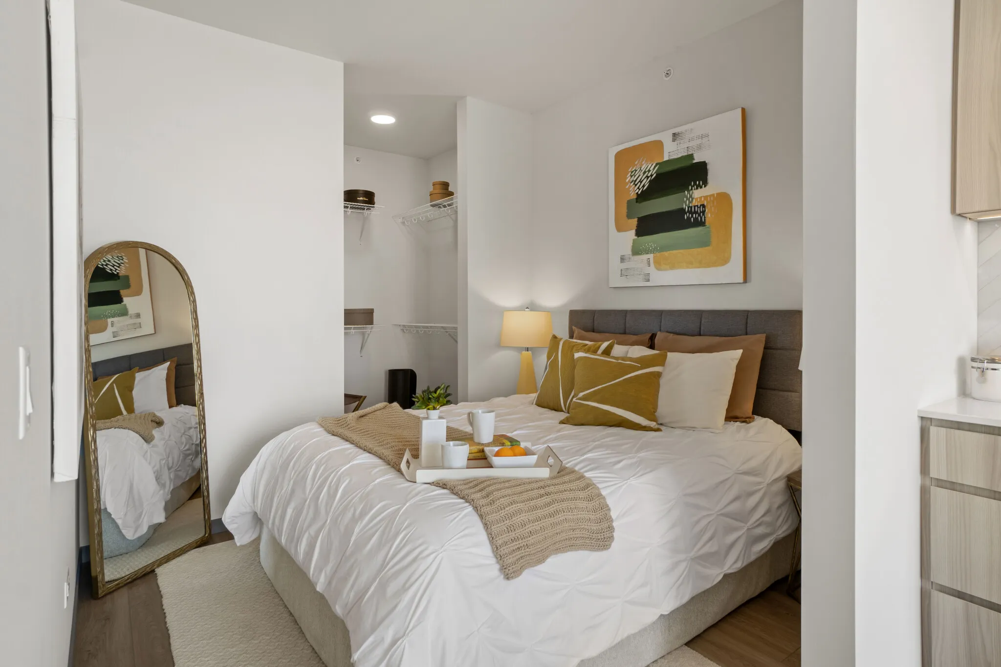 513 S Damen Ave, , 60612, USA 60612-unit#CONVERTIBLE-Chicago-IL