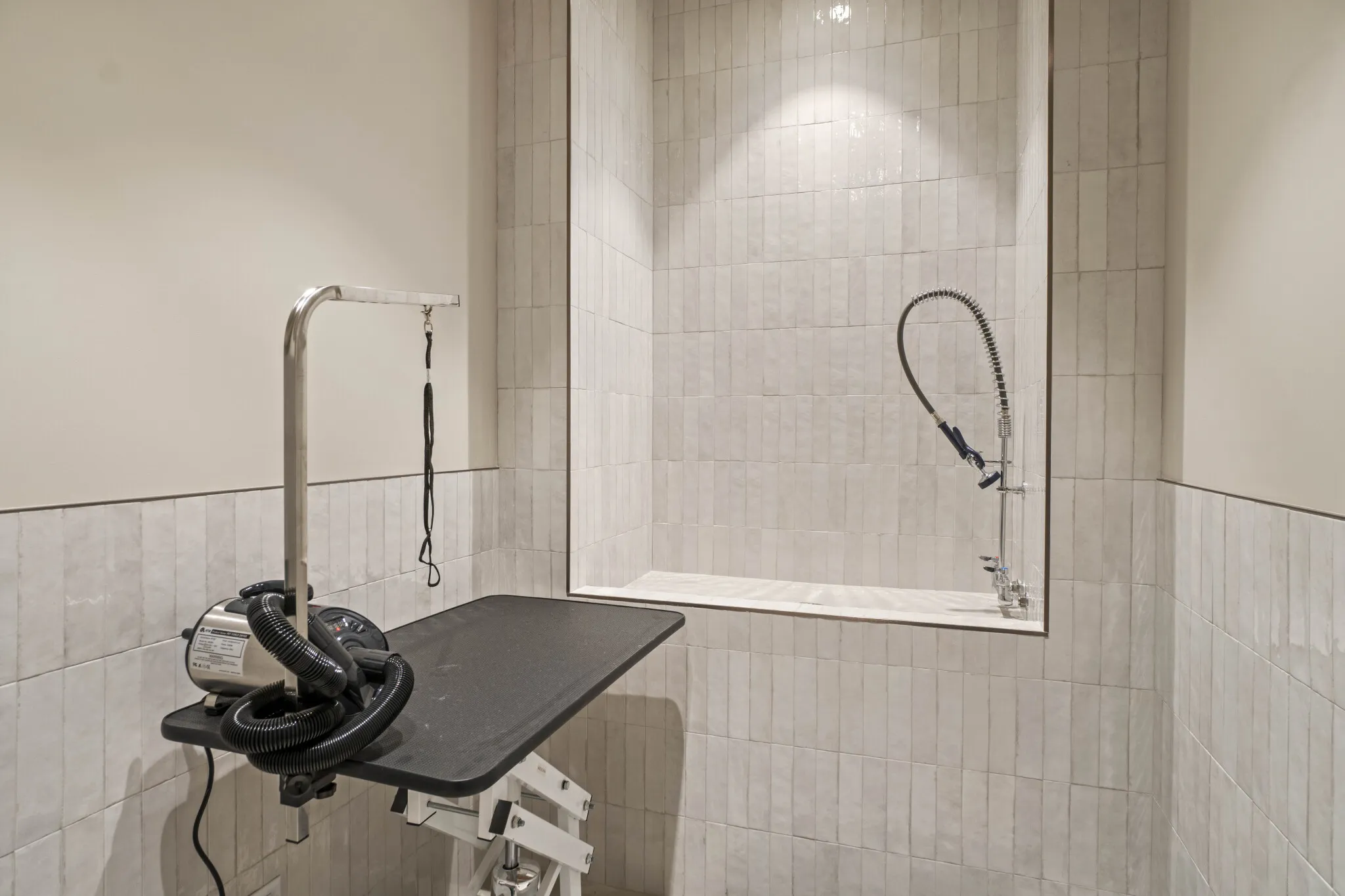 513 S Damen Ave, , 60612, USA 60612-unit#2/1-Chicago-IL