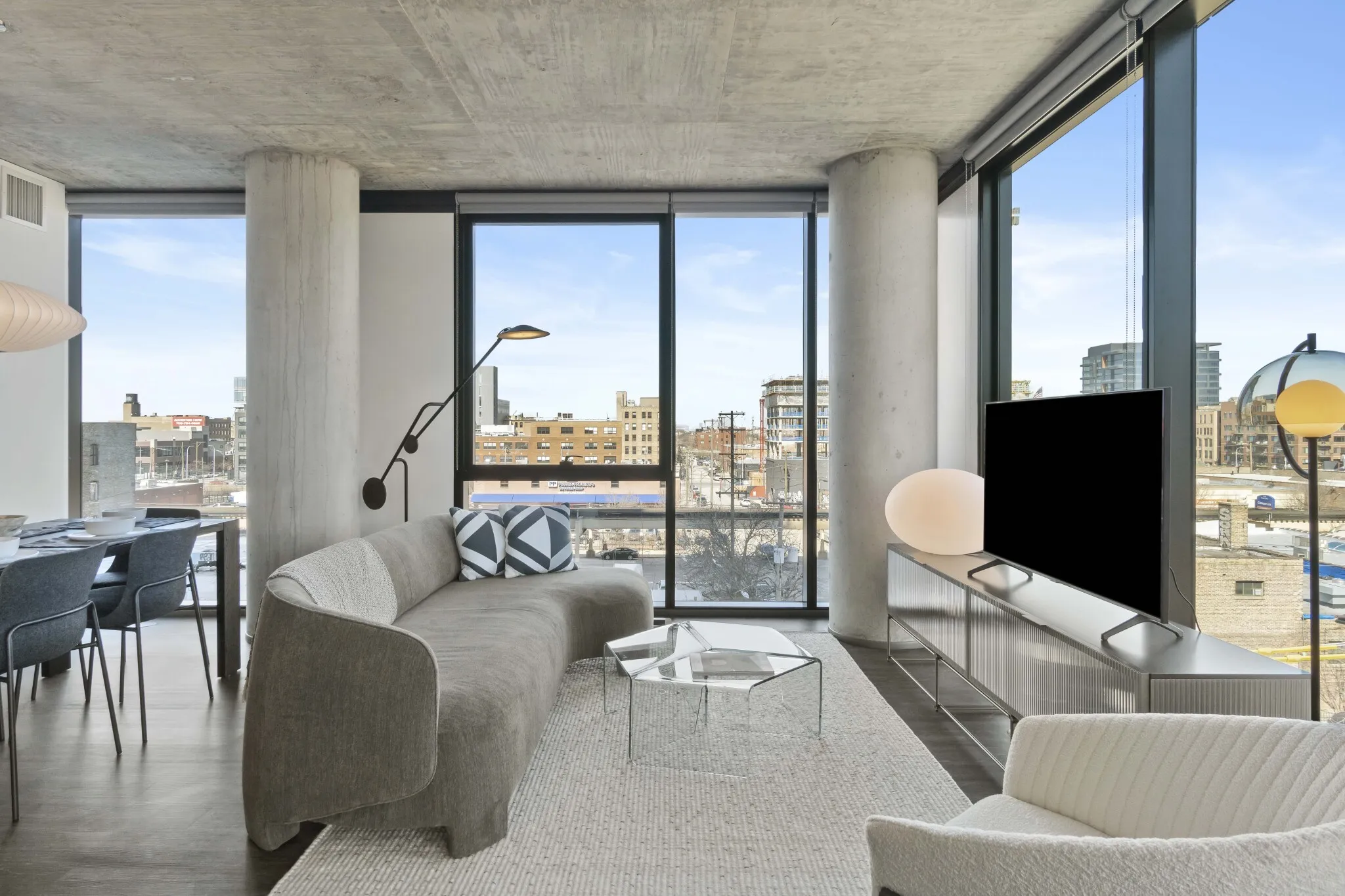 160 N Elizabeth St, ,  60607, USA 60607-unit#3/2-Chicago-IL