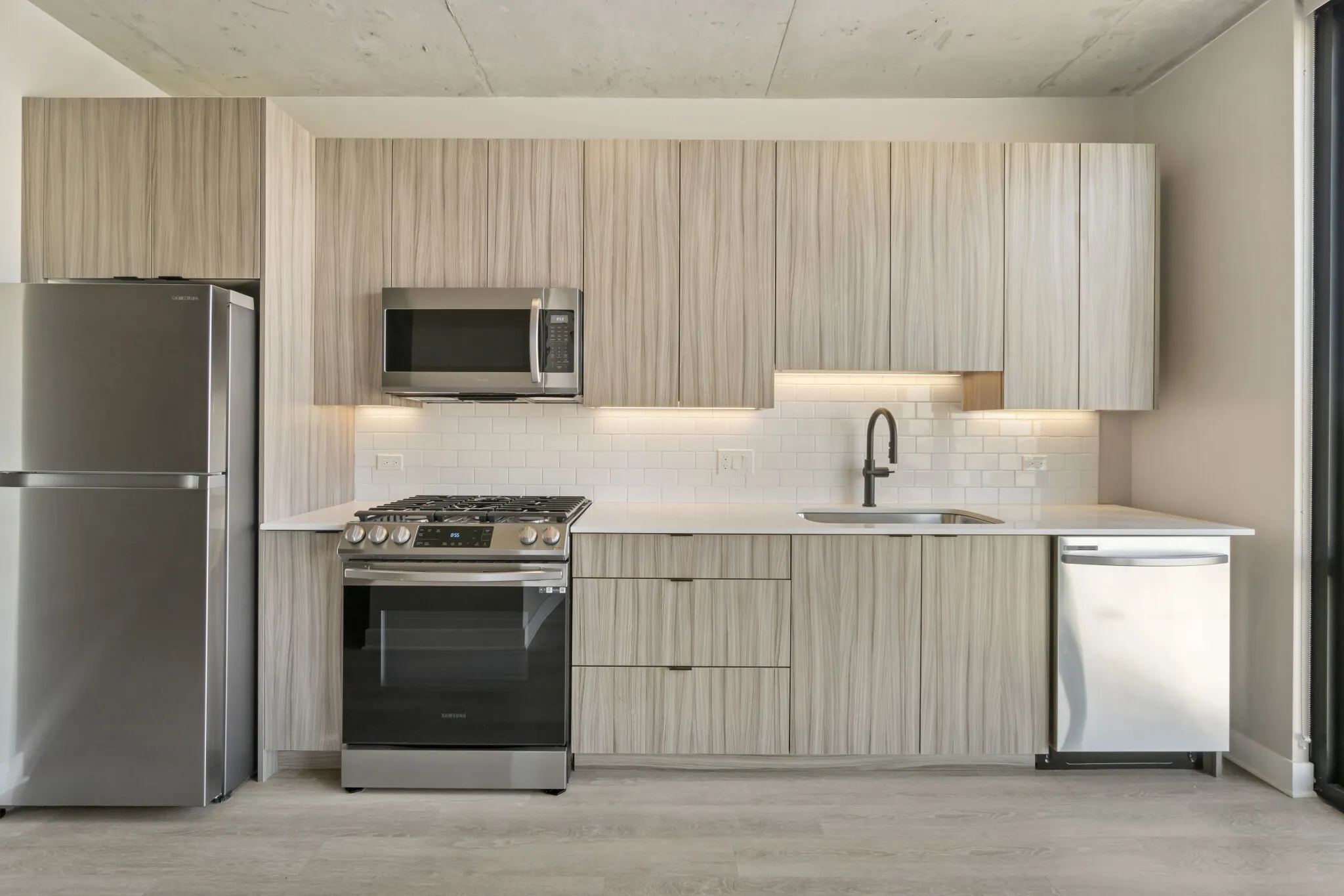 4611 N Broadway, ,  60640, USA 60640-unit#STUDIO-Chicago-IL