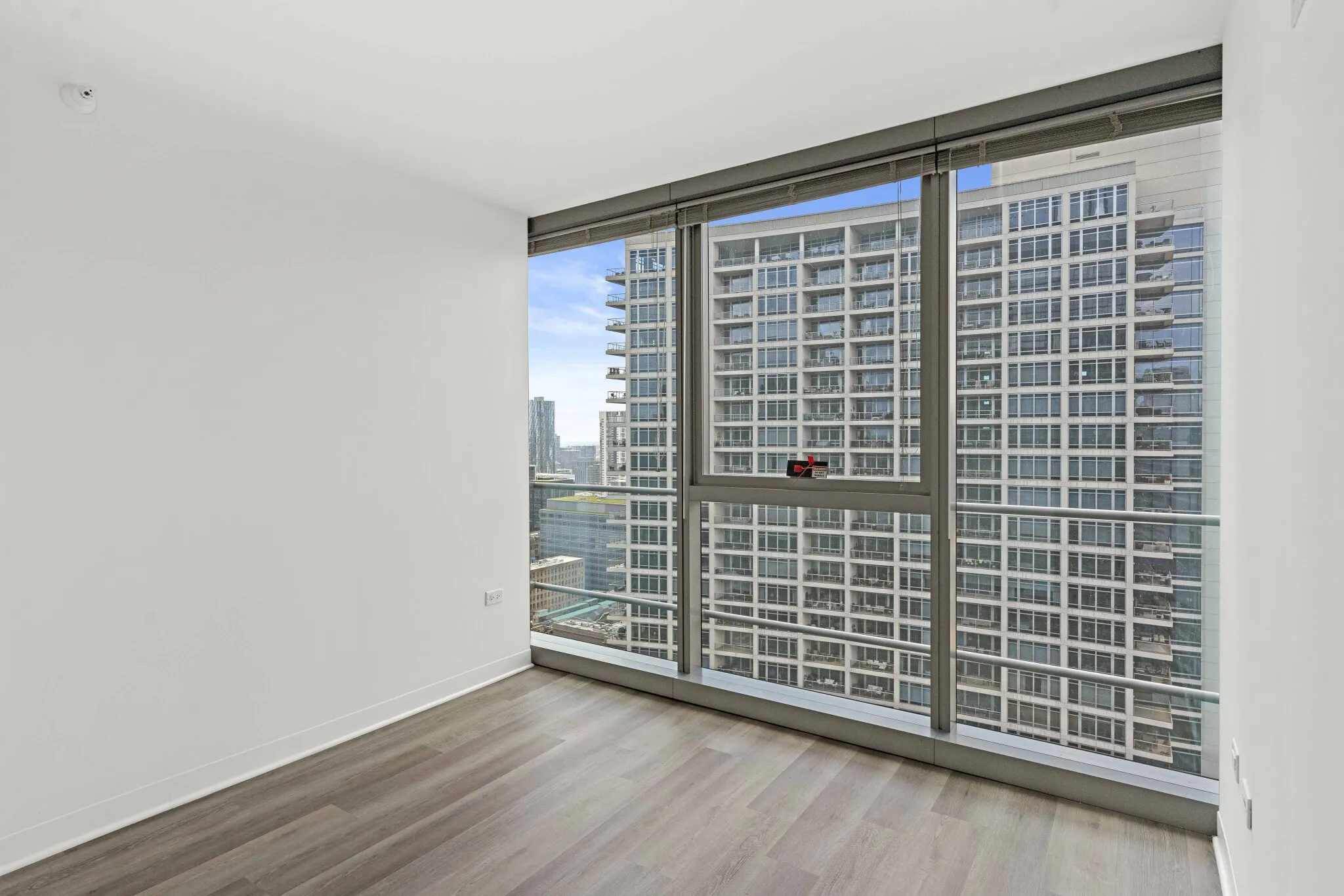 Wolf Point West, 343 W Wolf Point Plaza, ,  60654, USA 60654-unit#1/1.5-Chicago-IL