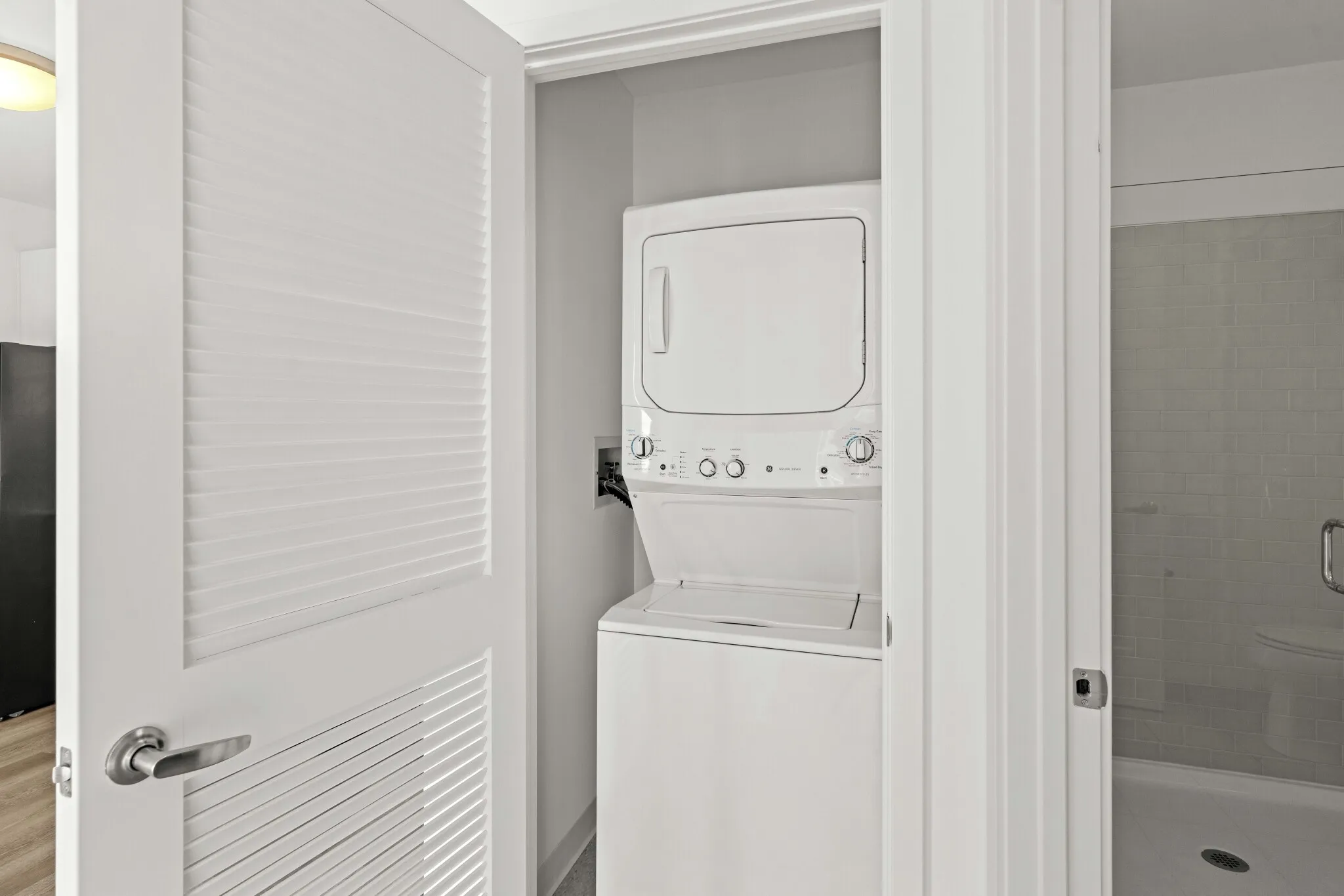 Wolf Point West, 343 W Wolf Point Plaza, ,  60654, USA 60654-unit#1/1.5-Chicago-IL