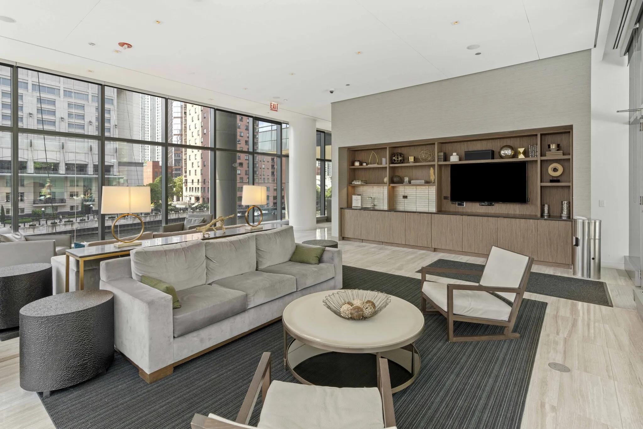 Wolf Point West, 343 W Wolf Point Plaza, ,  60654, USA 60654-unit#1/1.5-Chicago-IL