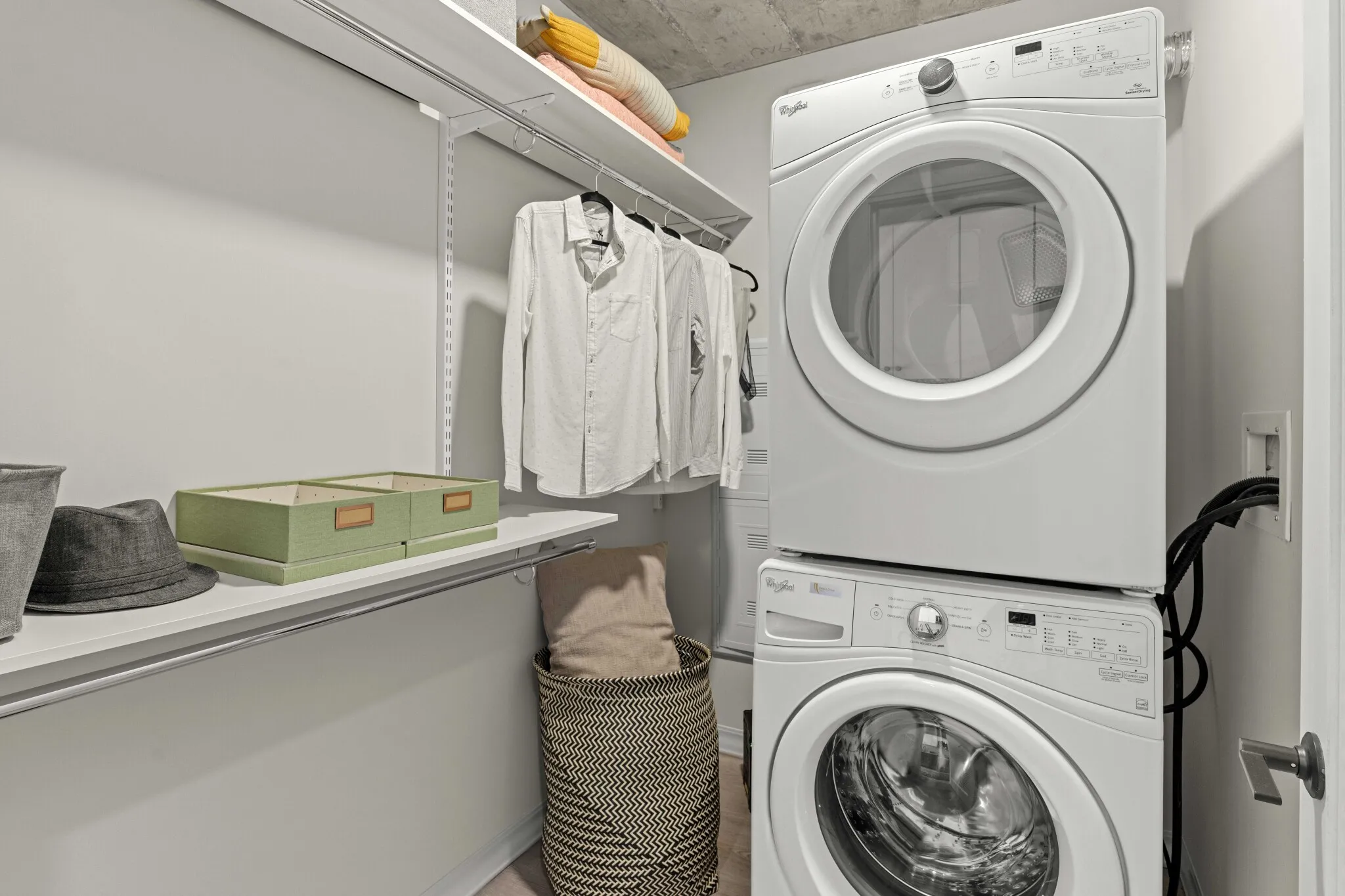 169 W Huron St, ,  60654, USA 60654-unit#CONVERTIBLE-Chicago-IL