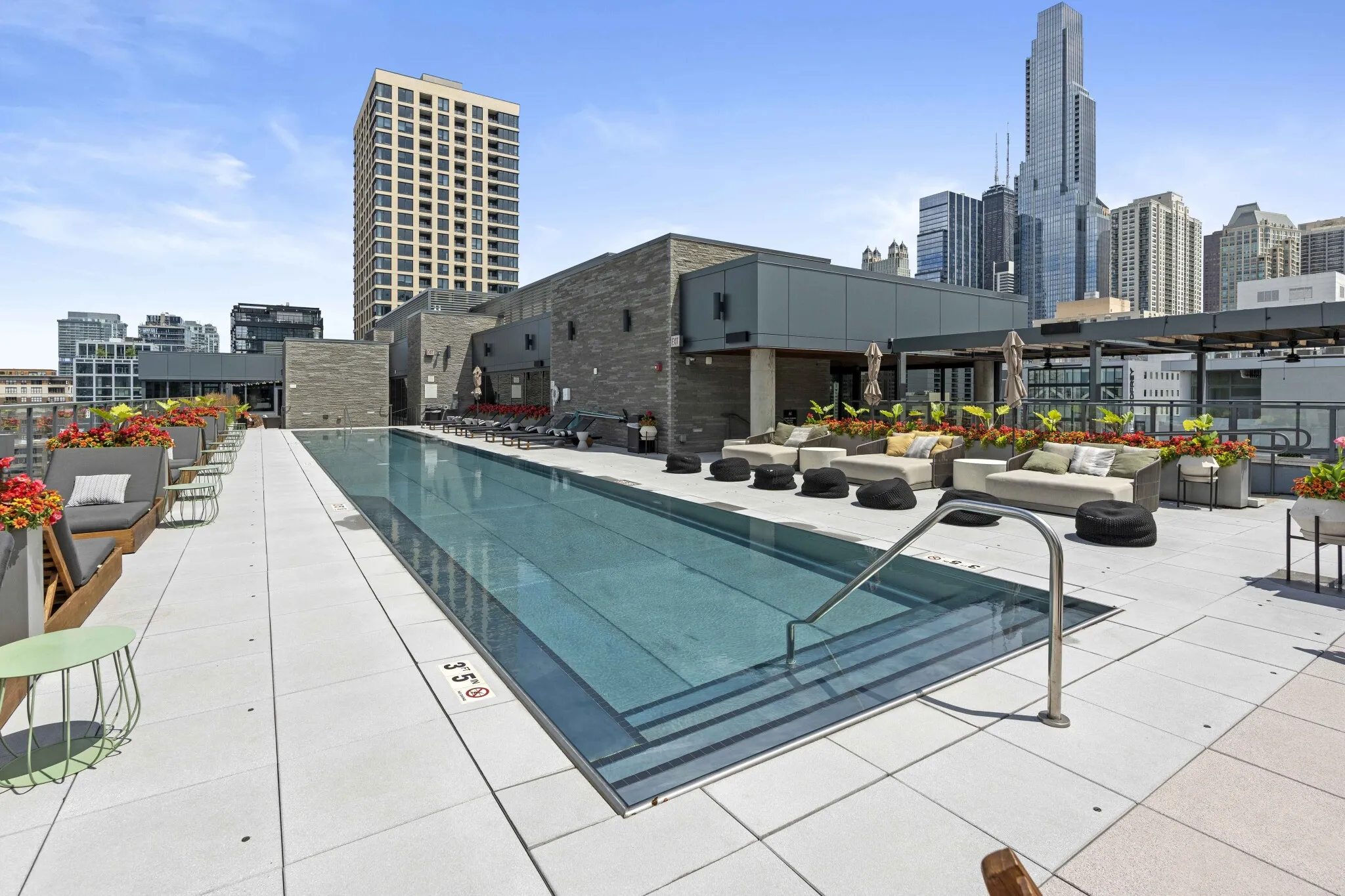 169 W Huron St, ,  60654, USA 60654-unit#CONVERTIBLE-Chicago-IL