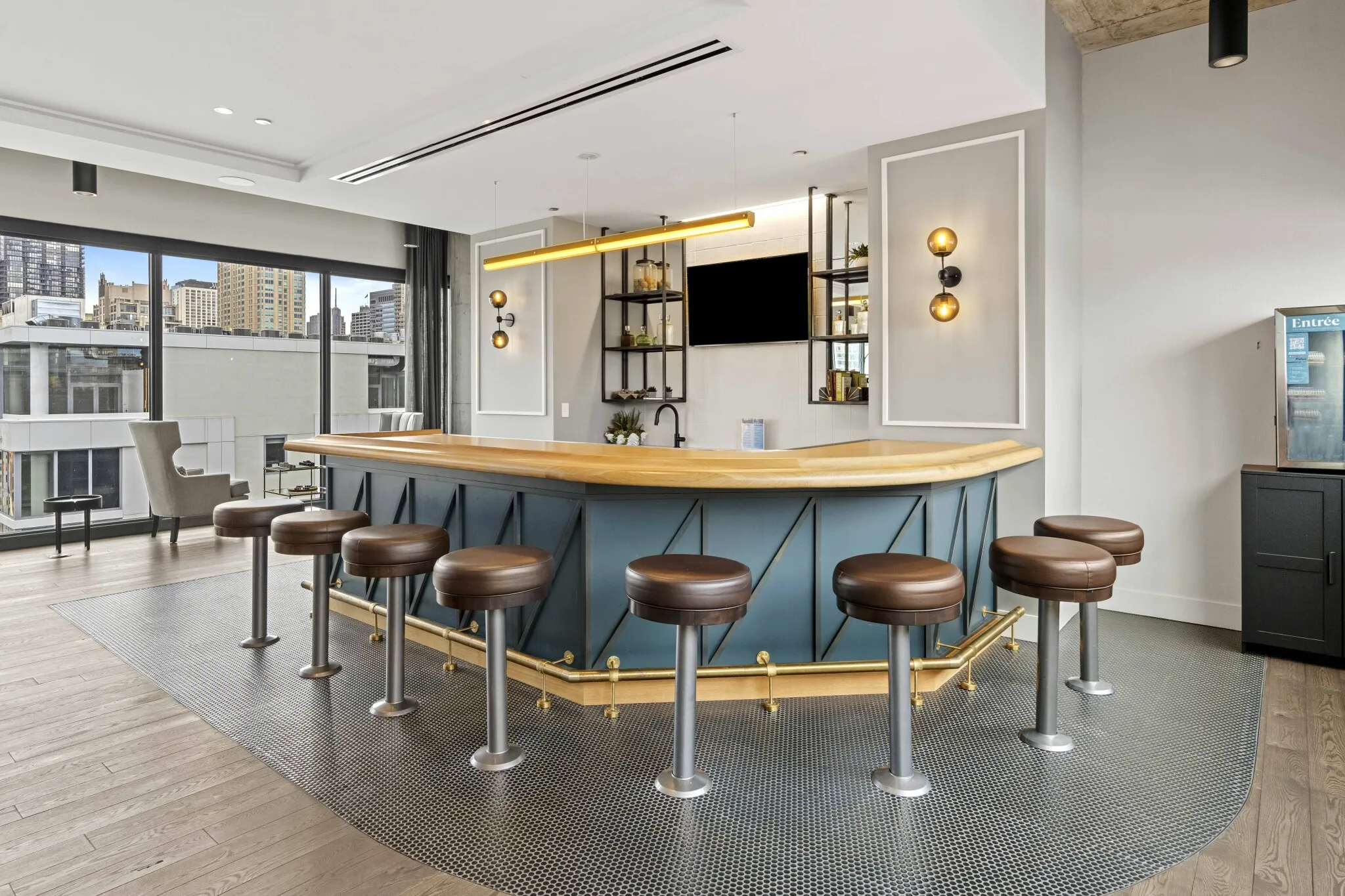 169 W Huron St, ,  60654, USA 60654-unit#CONVERTIBLE-Chicago-IL