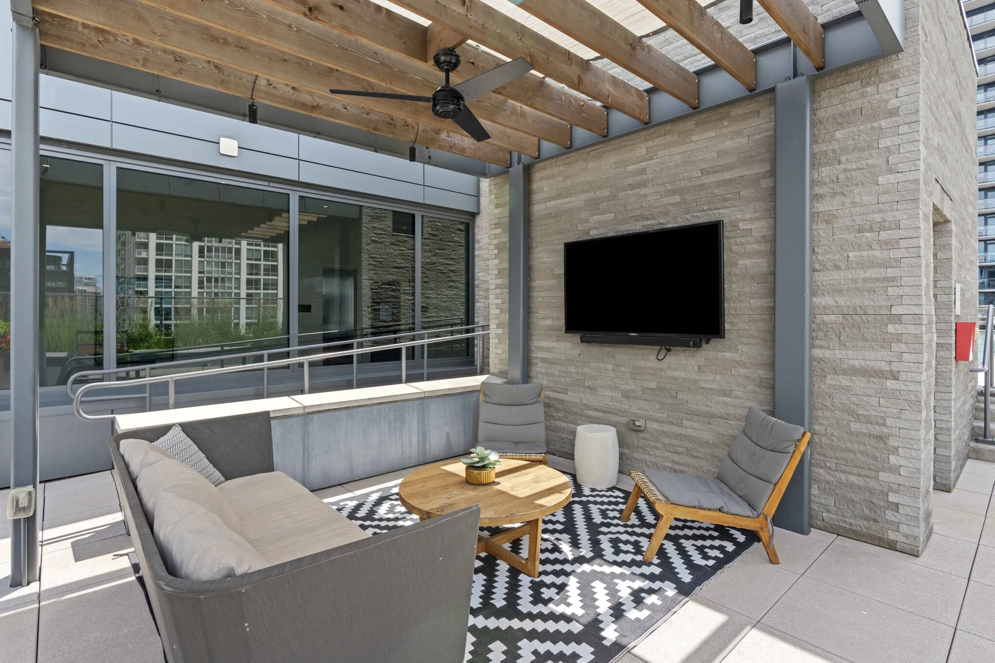 169 W Huron St, ,  60654, USA 60654-unit#CONVERTIBLE-Chicago-IL