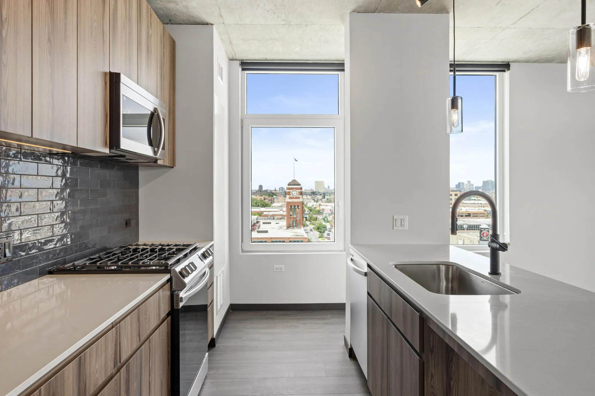 150 N Ashland Ave, ,  60607, USA 60607-unit#2/2-Chicago-IL