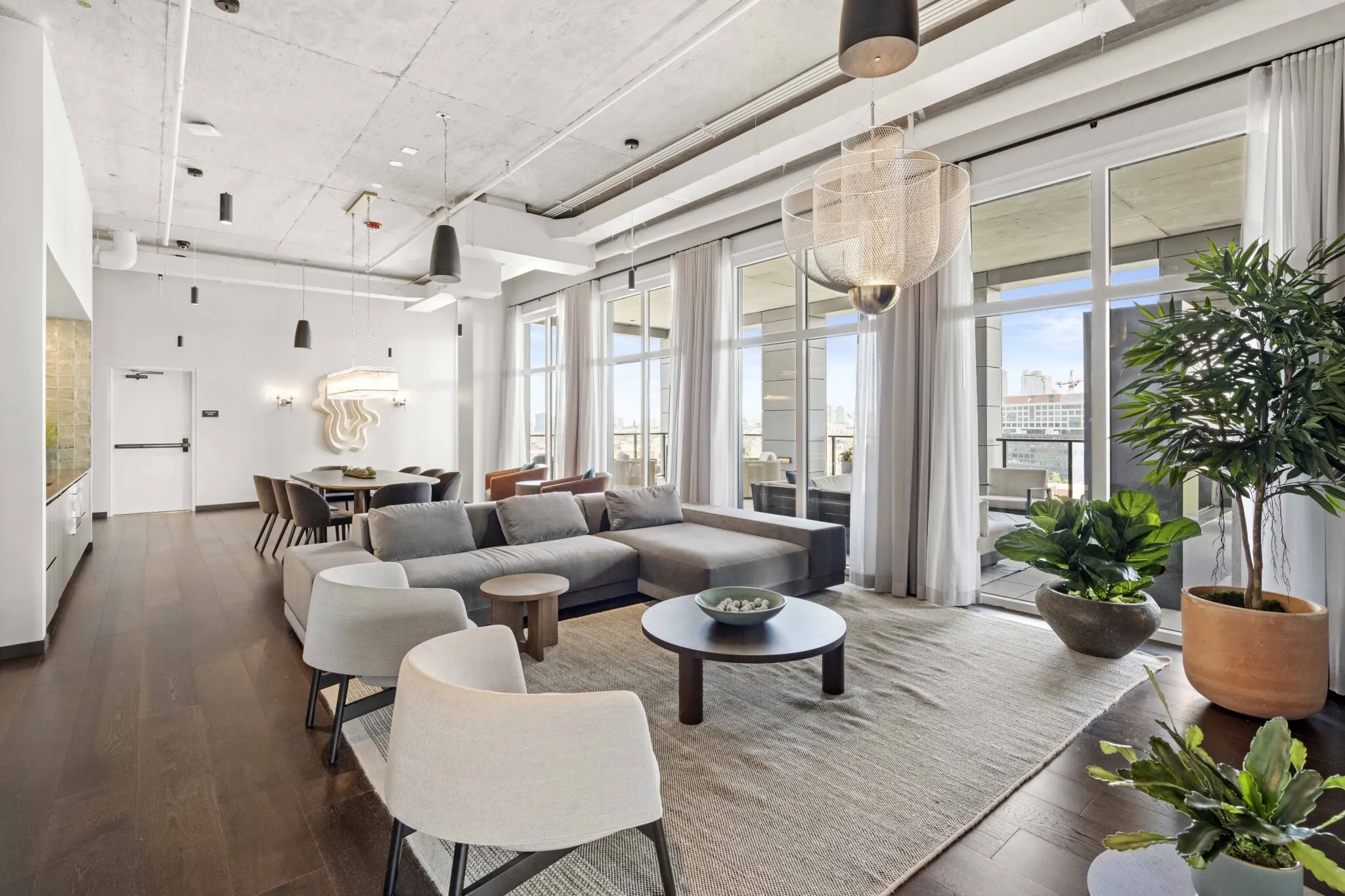 150 N Ashland Ave, ,  60607, USA 60607-unit#2/2-Chicago-IL