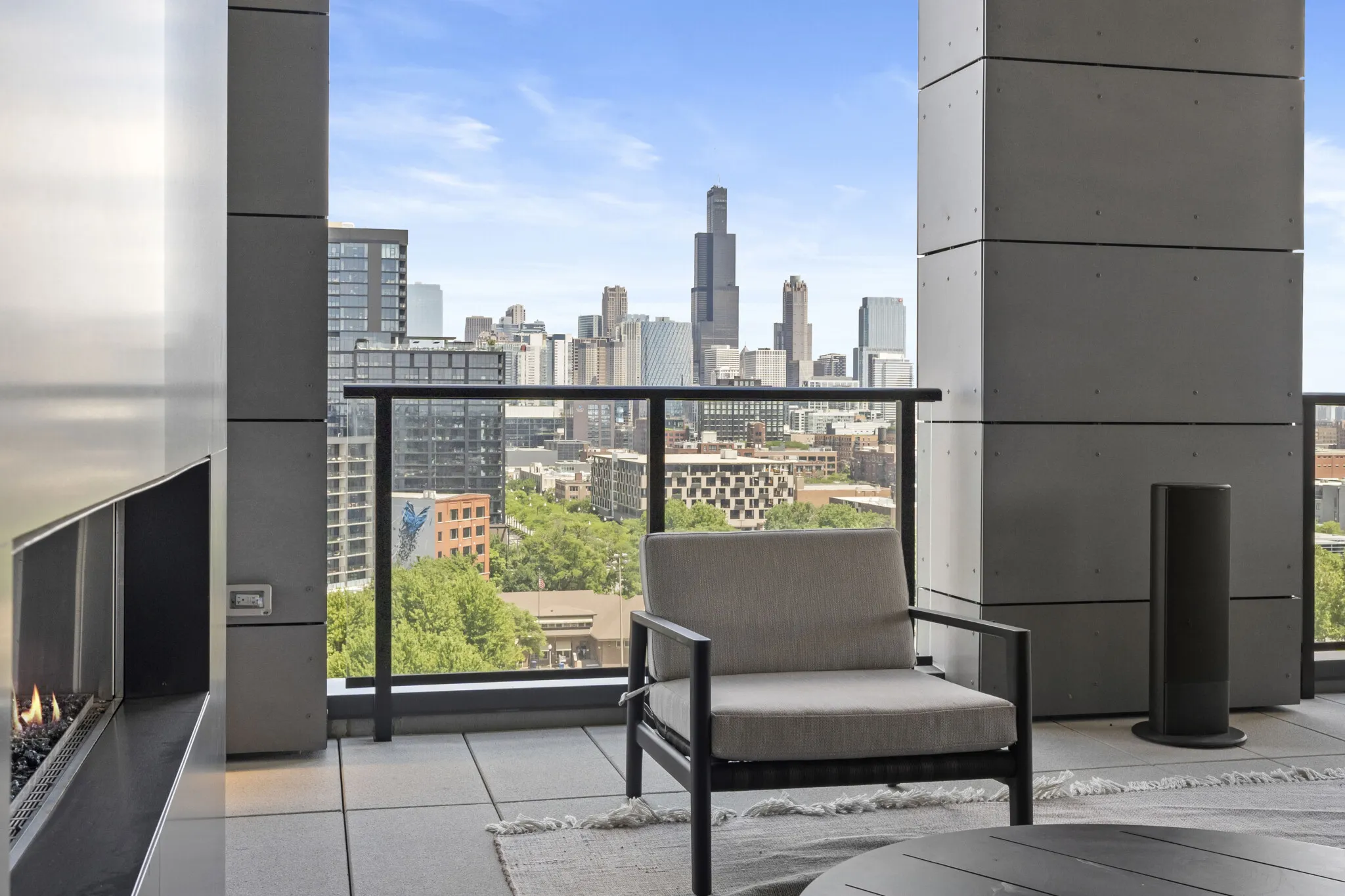 150 N Ashland Ave, ,  60607, USA 60607-unit#2/2-Chicago-IL
