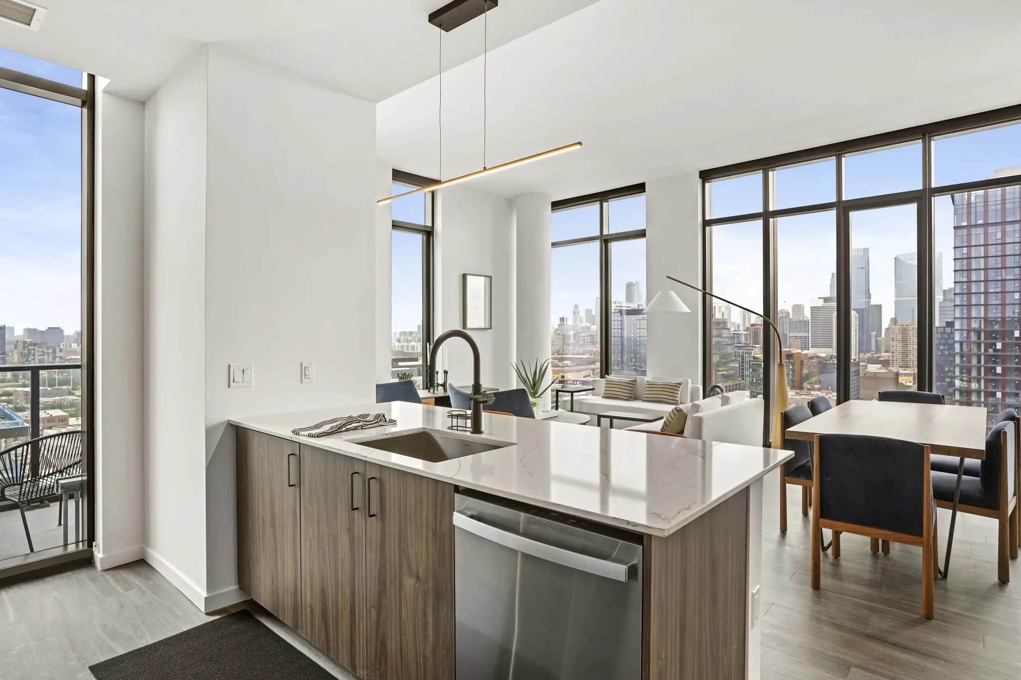 166 N Aberdeen St, ,  60607, USA 60607-unit#3/3 PENTHOUSE-Chicago-IL