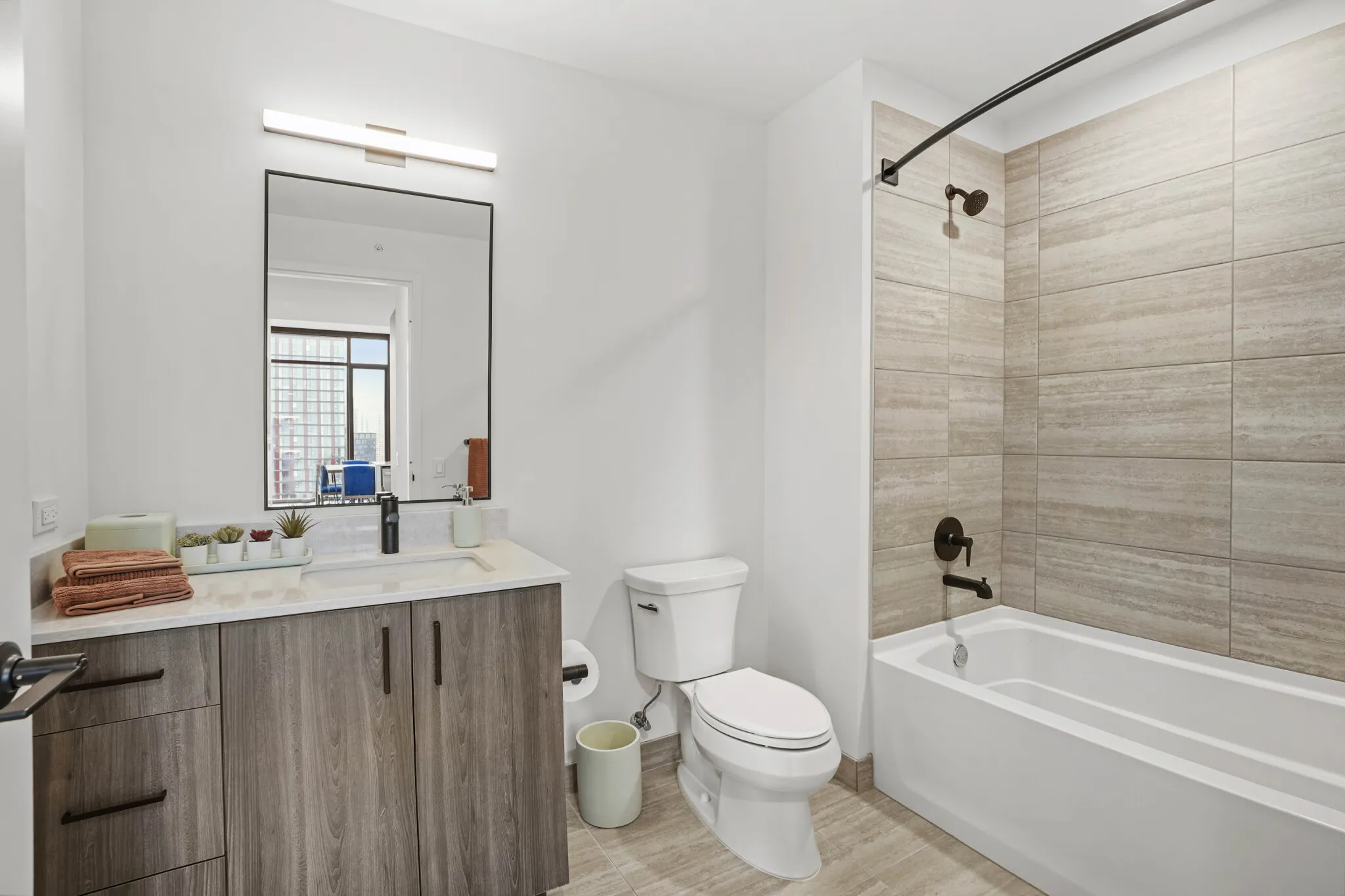 166 N Aberdeen St, ,  60607, USA 60607-unit#3/3 PENTHOUSE-Chicago-IL