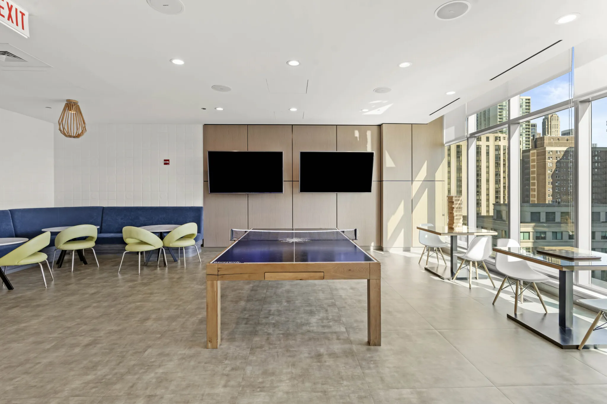 1140 N Wells St, , 60610, USA 60610-unit#2/2 + DEN-Chicago-IL