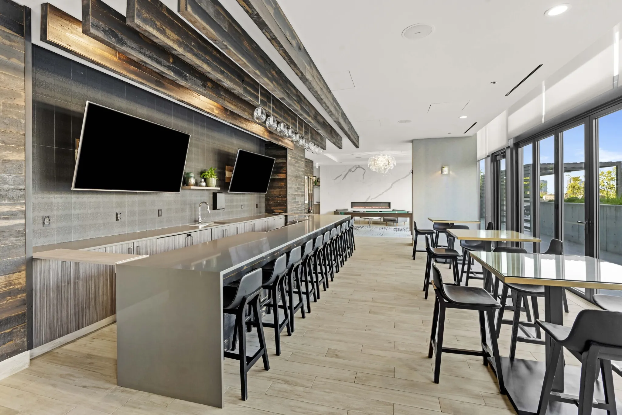 1140 N Wells St, , 60610, USA 60610-unit#2/2 + DEN-Chicago-IL