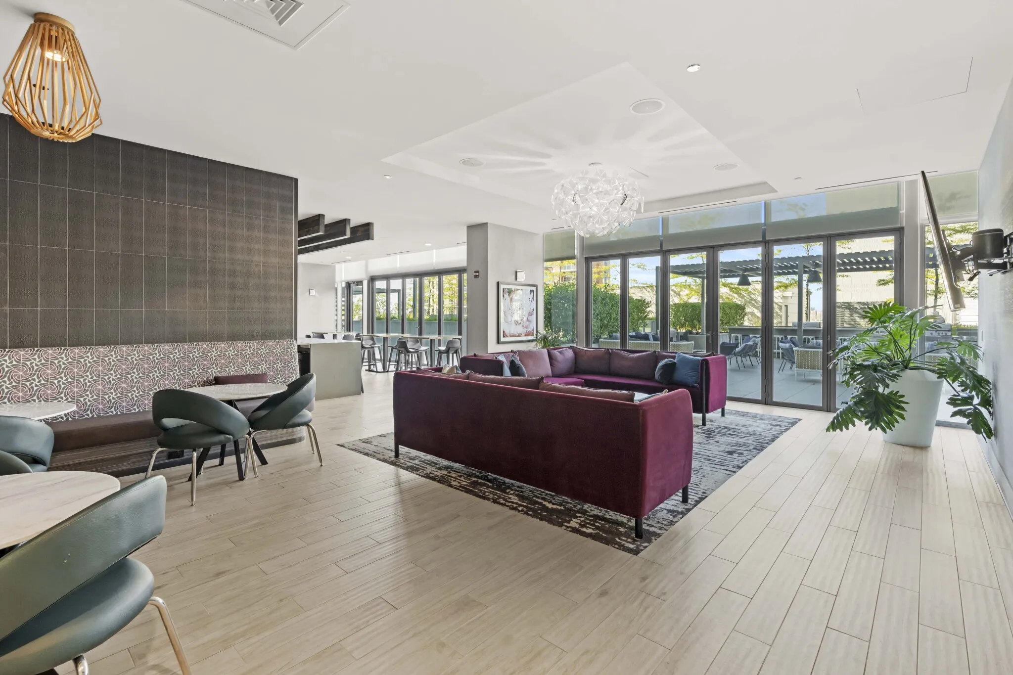 1140 N Wells St, , 60610, USA 60610-unit#2/2 + DEN-Chicago-IL