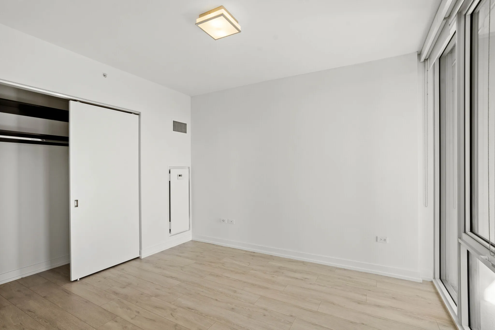 1140 N Wells St, ,  60610, USA 60610-unit#1/1 + DEN-Chicago-IL