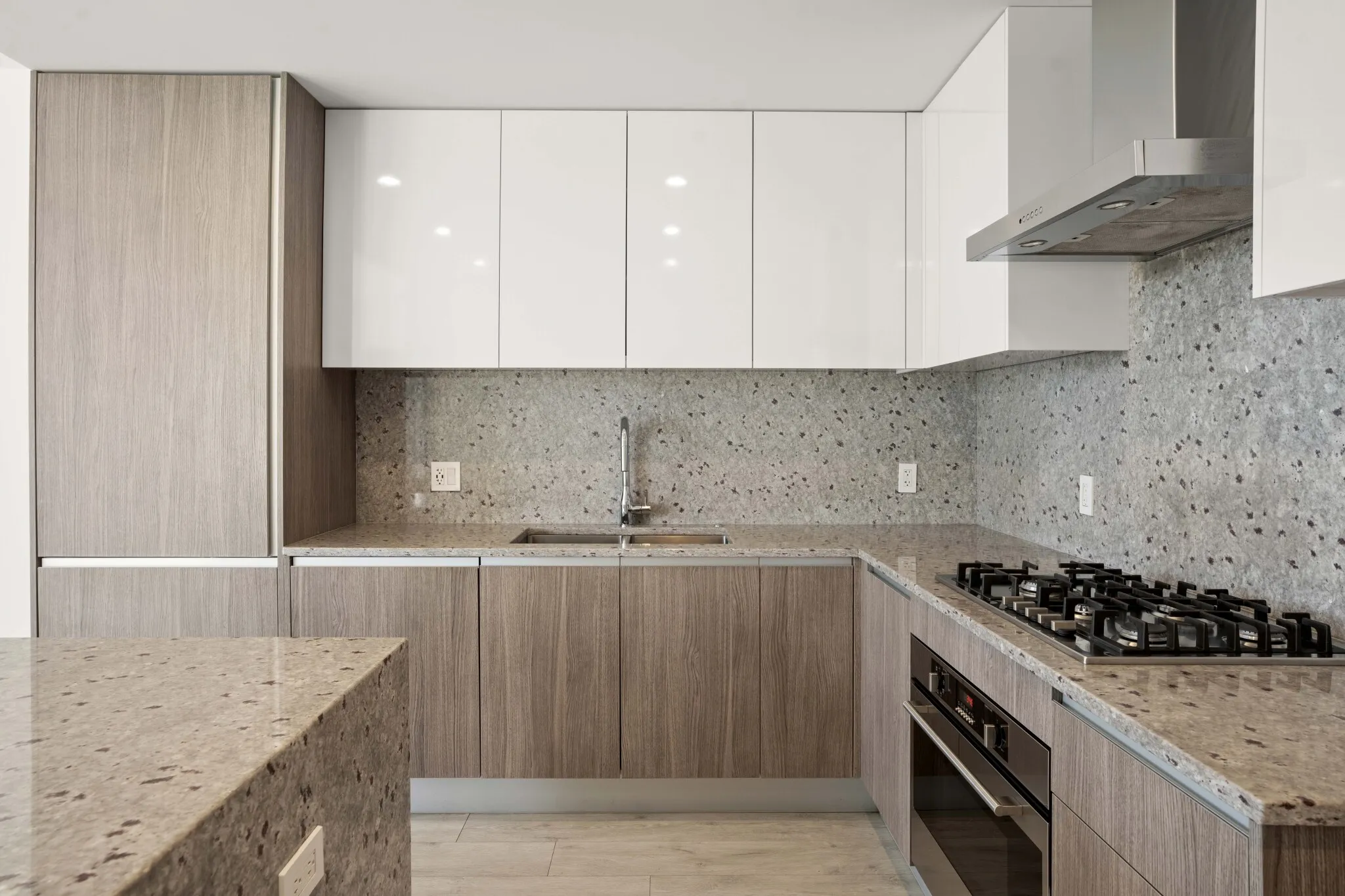 1140 N Wells St, , 60610, USA 60610-unit#1/1 + DEN-Chicago-IL