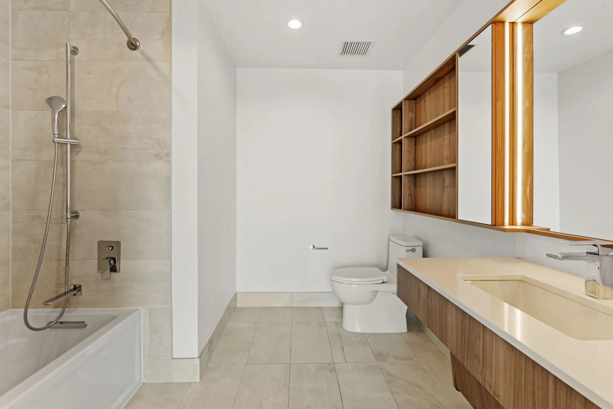 228 W Hill St, ,  60610, USA 60610-unit#3/3 PENTHOUSE-Chicago-IL