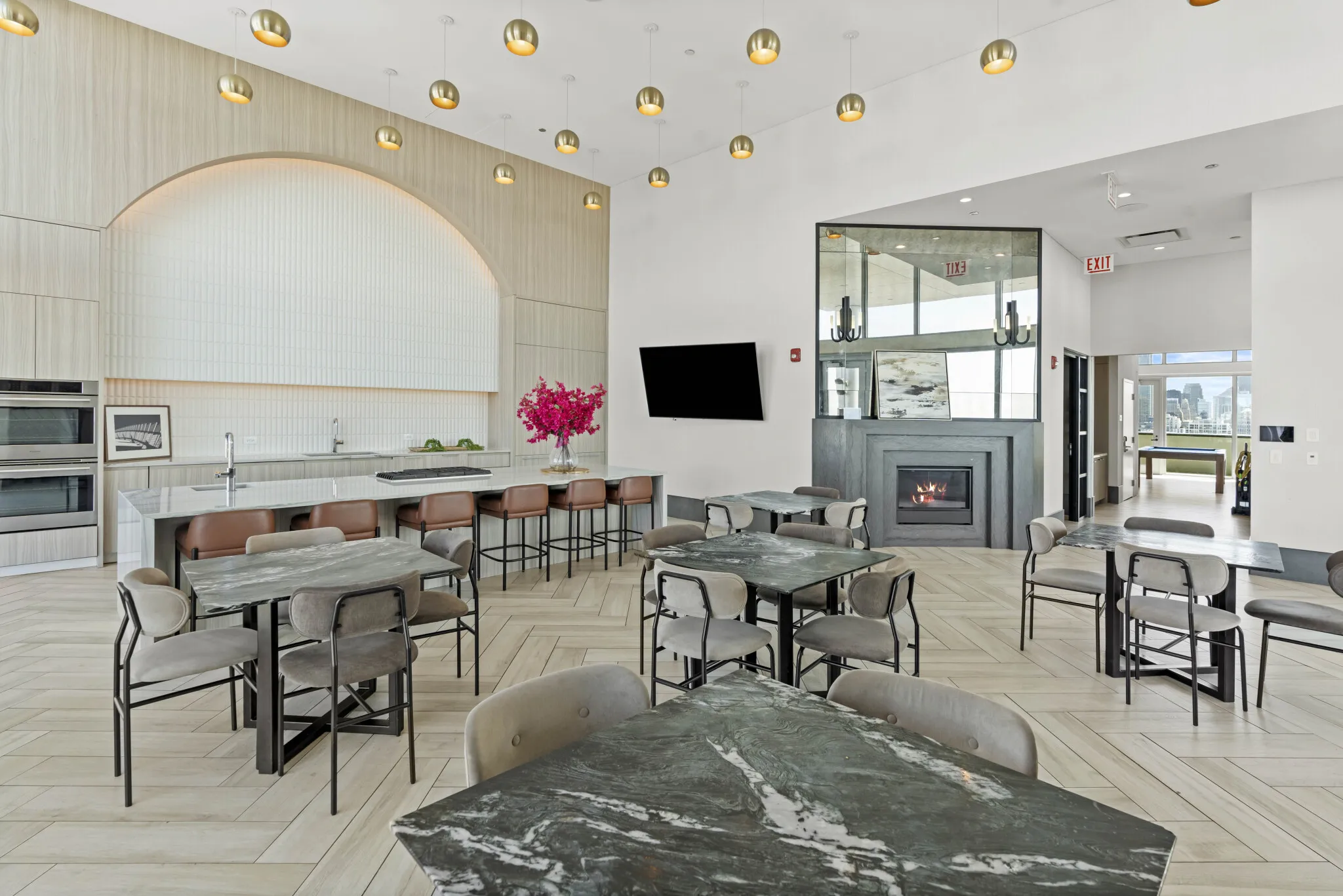 228 W Hill St, ,  60610, USA 60610-unit#3/3 PENTHOUSE-Chicago-IL