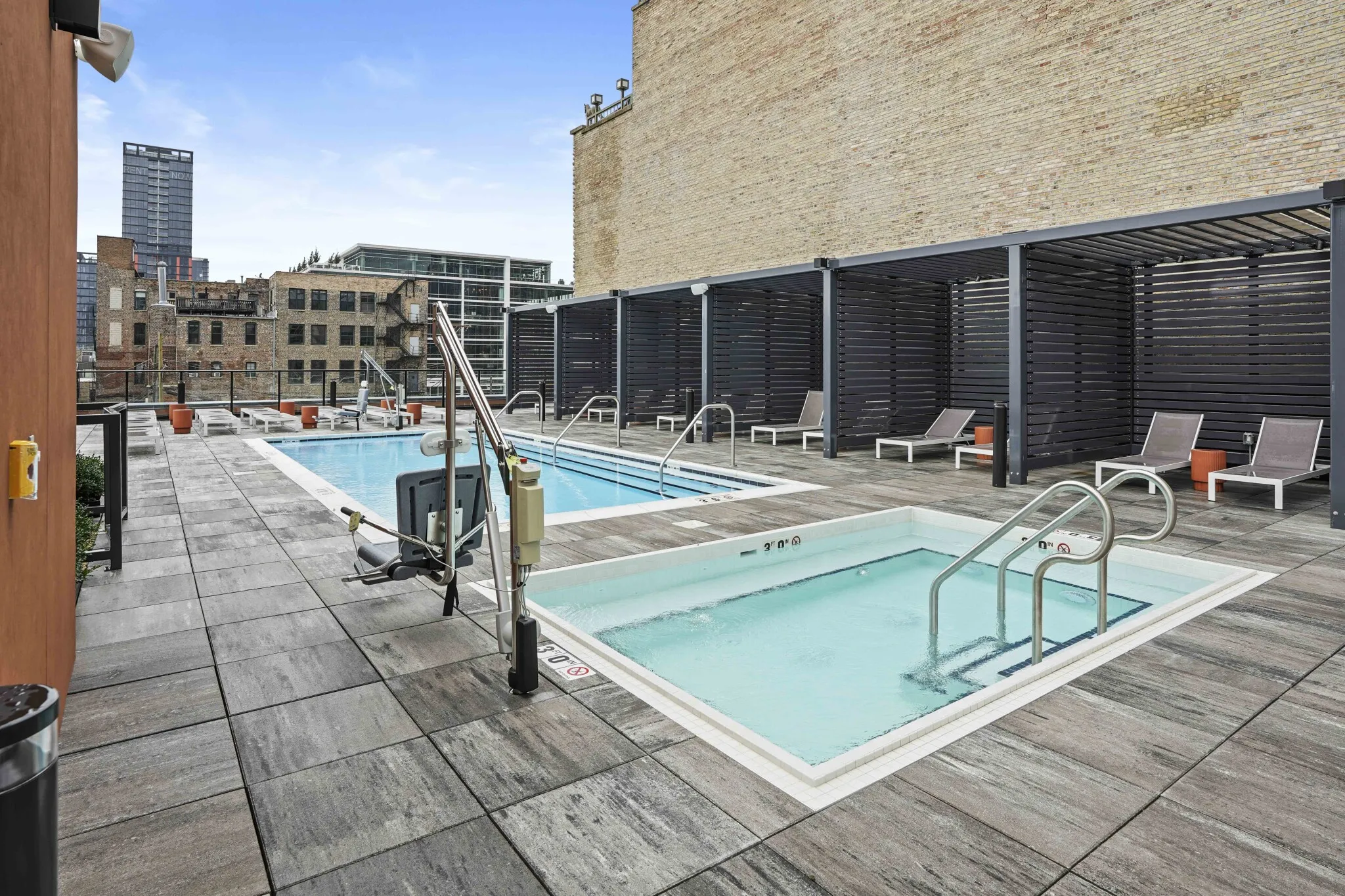 166 N Aberdeen St, ,  60607, USA 60607-unit#3/3 PENTHOUSE-Chicago-IL