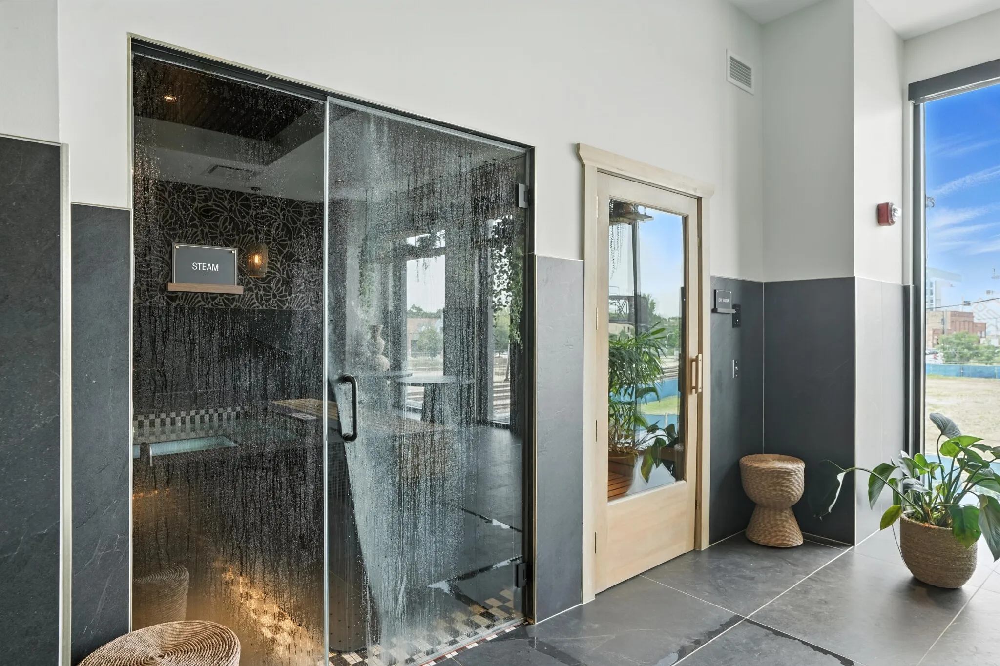 1114 W Carroll Ave, ,  60607, USA 60607-unit#1/1 + DEN-Chicago-IL