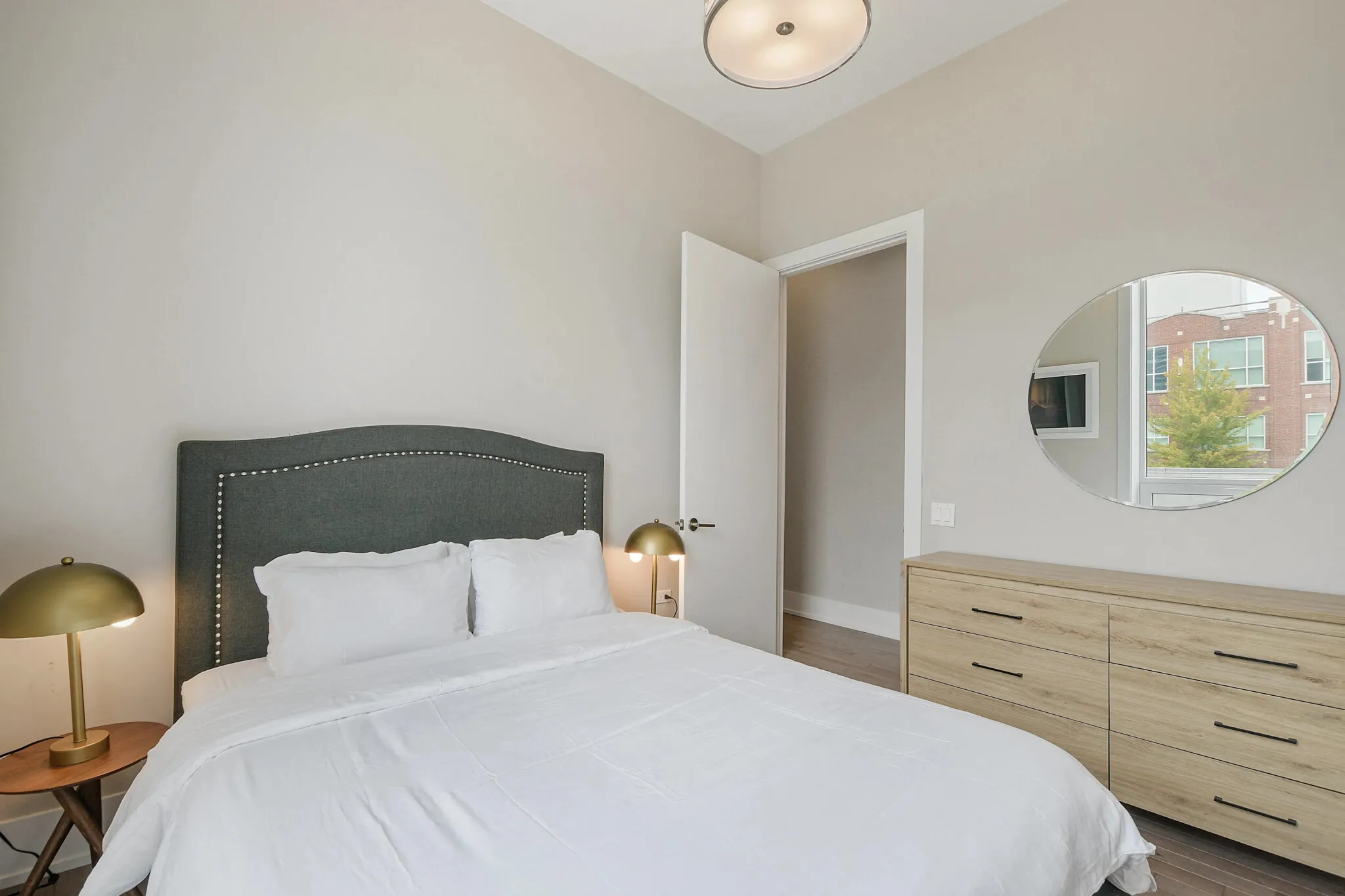 943 N Crosby St, ,  60610, USA 60610-unit#1/1-Chicago-IL